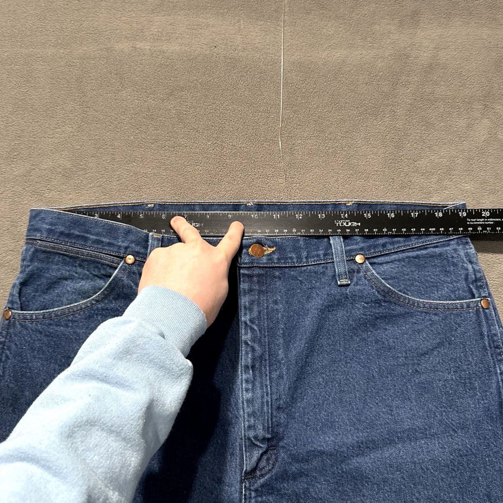 Wrangler VINTAGE Wrangler Jeans Mens 40x30 Blue Denim Cowboy Cut 13MWZ Size US 40 / EU 56 - 6 Thumbnail