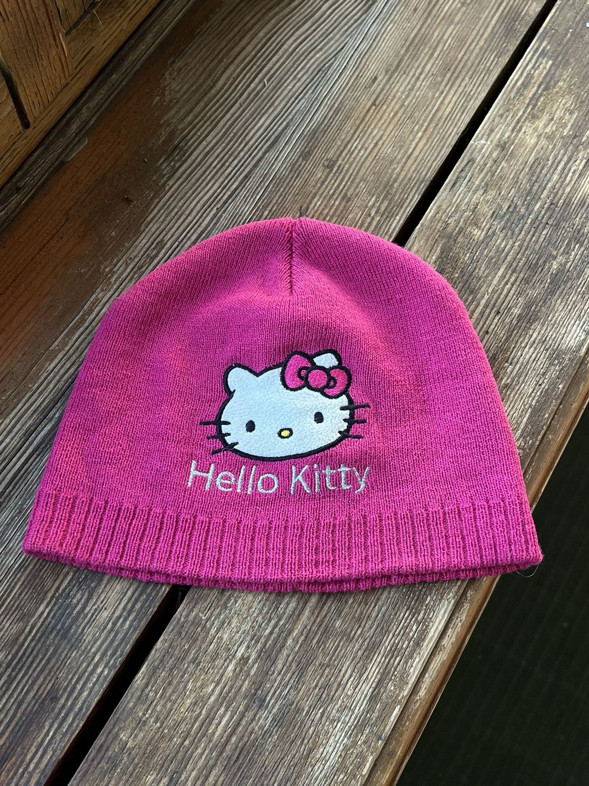 Japanese Brand Vintage Y2K Hello Kitty Anime Cartoon Beanie Hat Size ONE SIZE - 1 Thumbnail