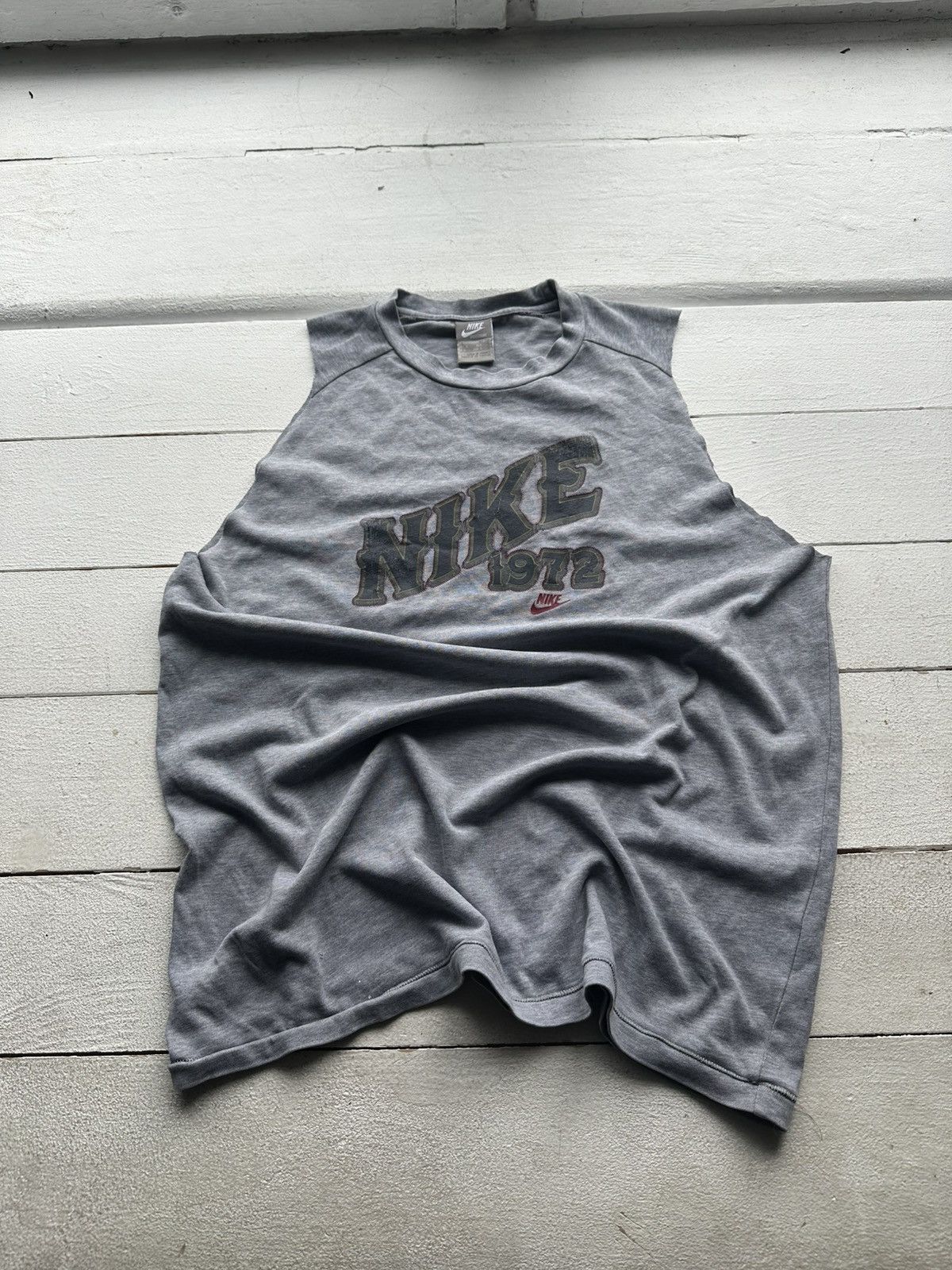 Nike × Nike ACG × Vintage 🚨NIKE Y2K BIG LOGO 1972 vintage tank top Tshirt Size US L / EU 52-54 / 3 - 1 Thumbnail
