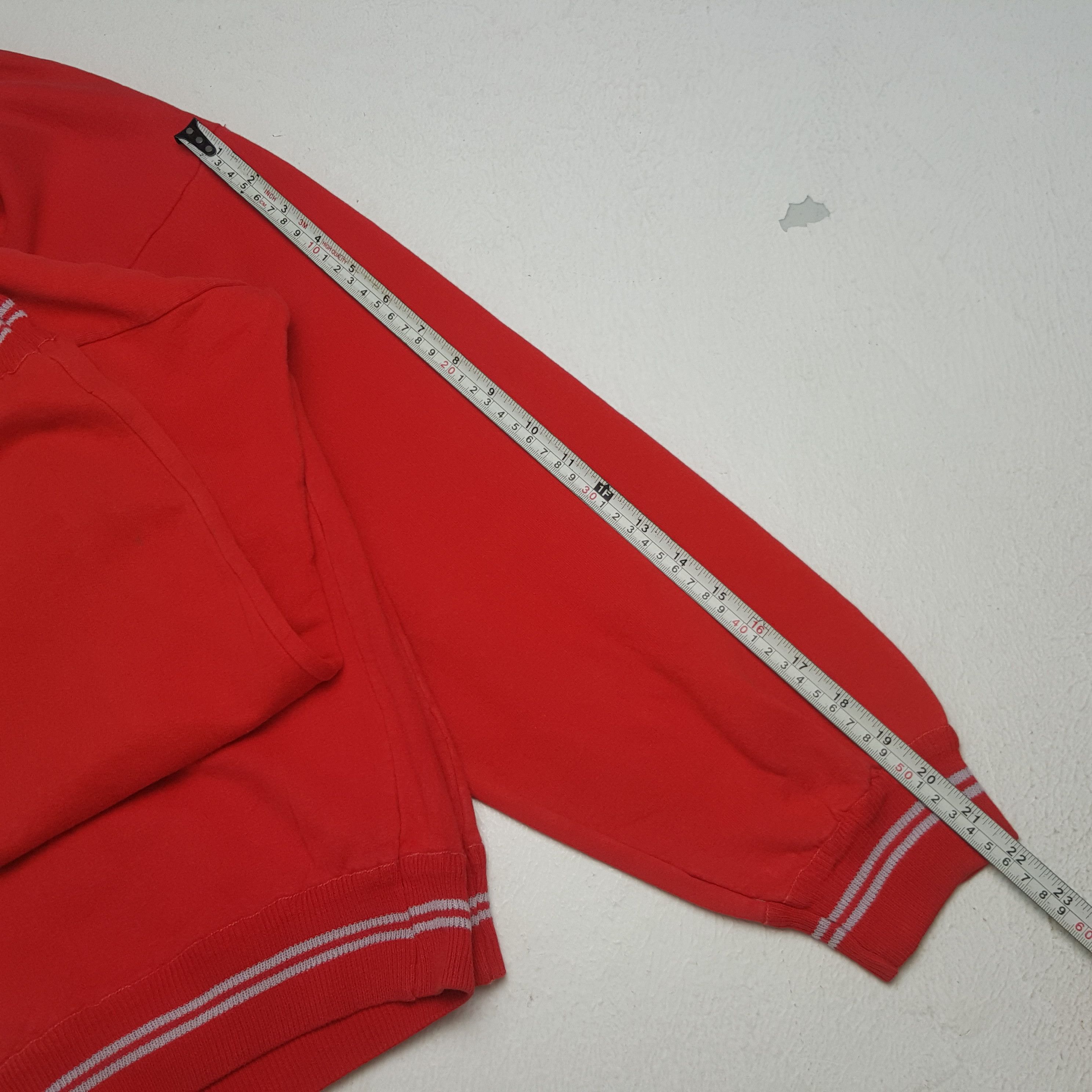 Vintage Vintage Hunters Run Novel by Daniel Abraham Sweatshirt Size US XL / EU 56 / 4 - 7 Thumbnail