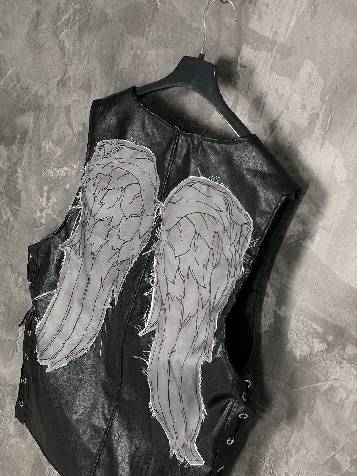 Other Vintage Faux Leather Y2K Biker Black Wings Rare Vest Size ONE SIZE - 8 Thumbnail