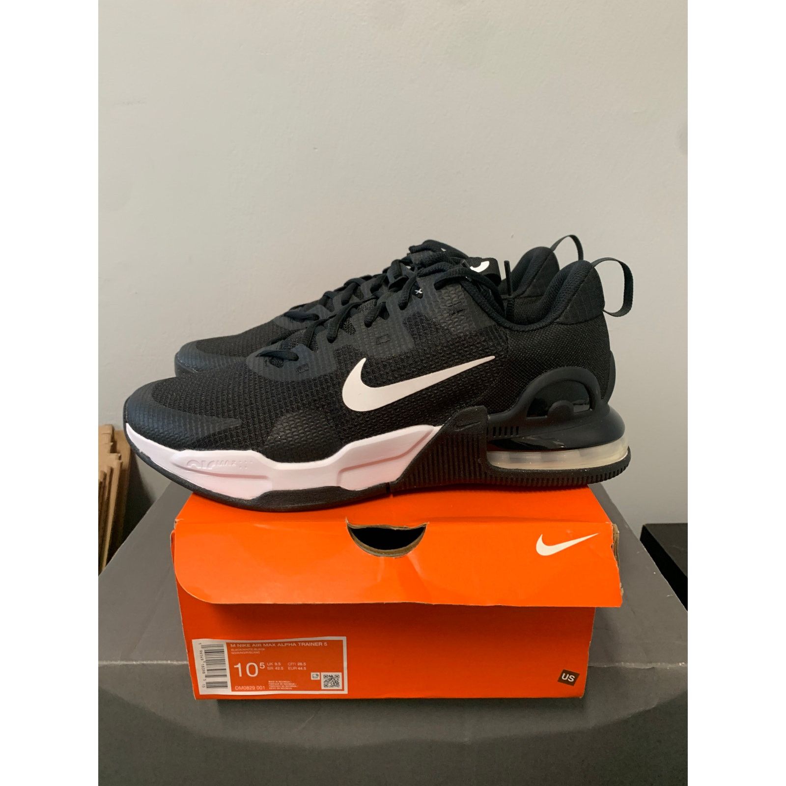 Nike Nike Air Max Alpha Trainer 5 Black White Size 10.5 Size US 10.5 / EU 43-44 - 4 Thumbnail