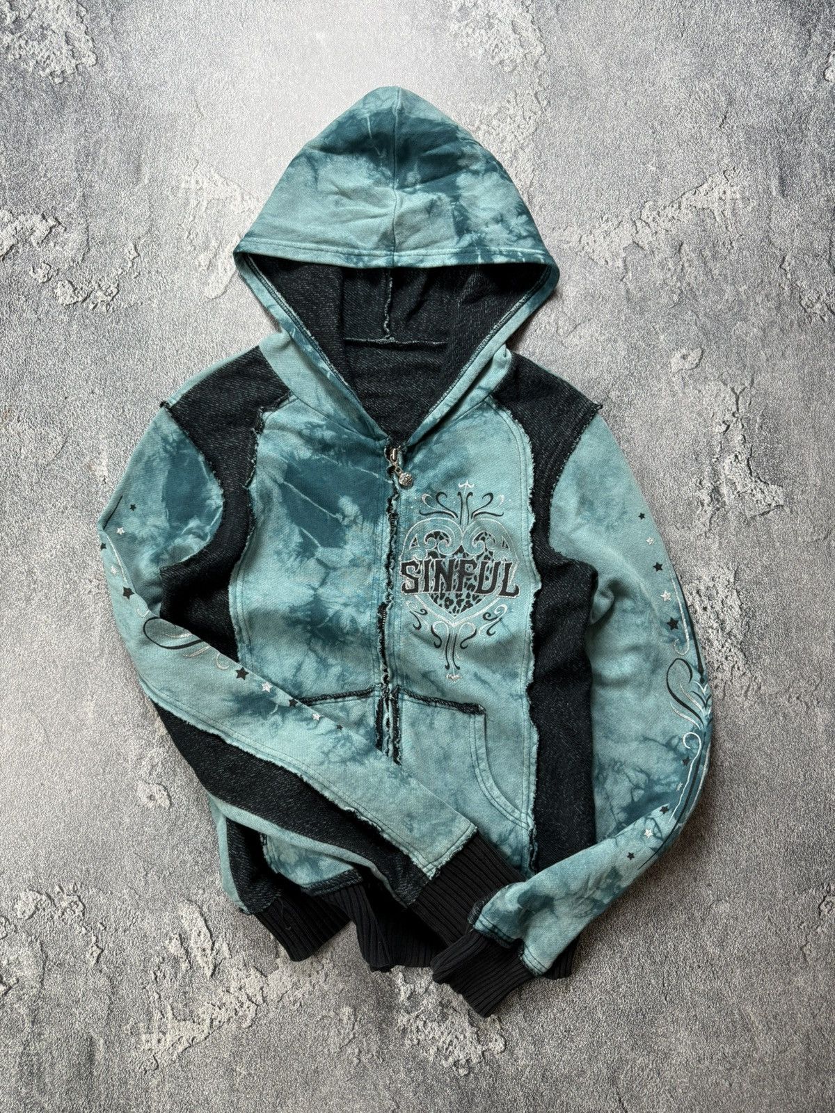 Affliction Sinful By Affliction Y2K Tribal Heart Wings Zip Hoodie LGB Size L / US 10 / IT 46 - 10 Thumbnail