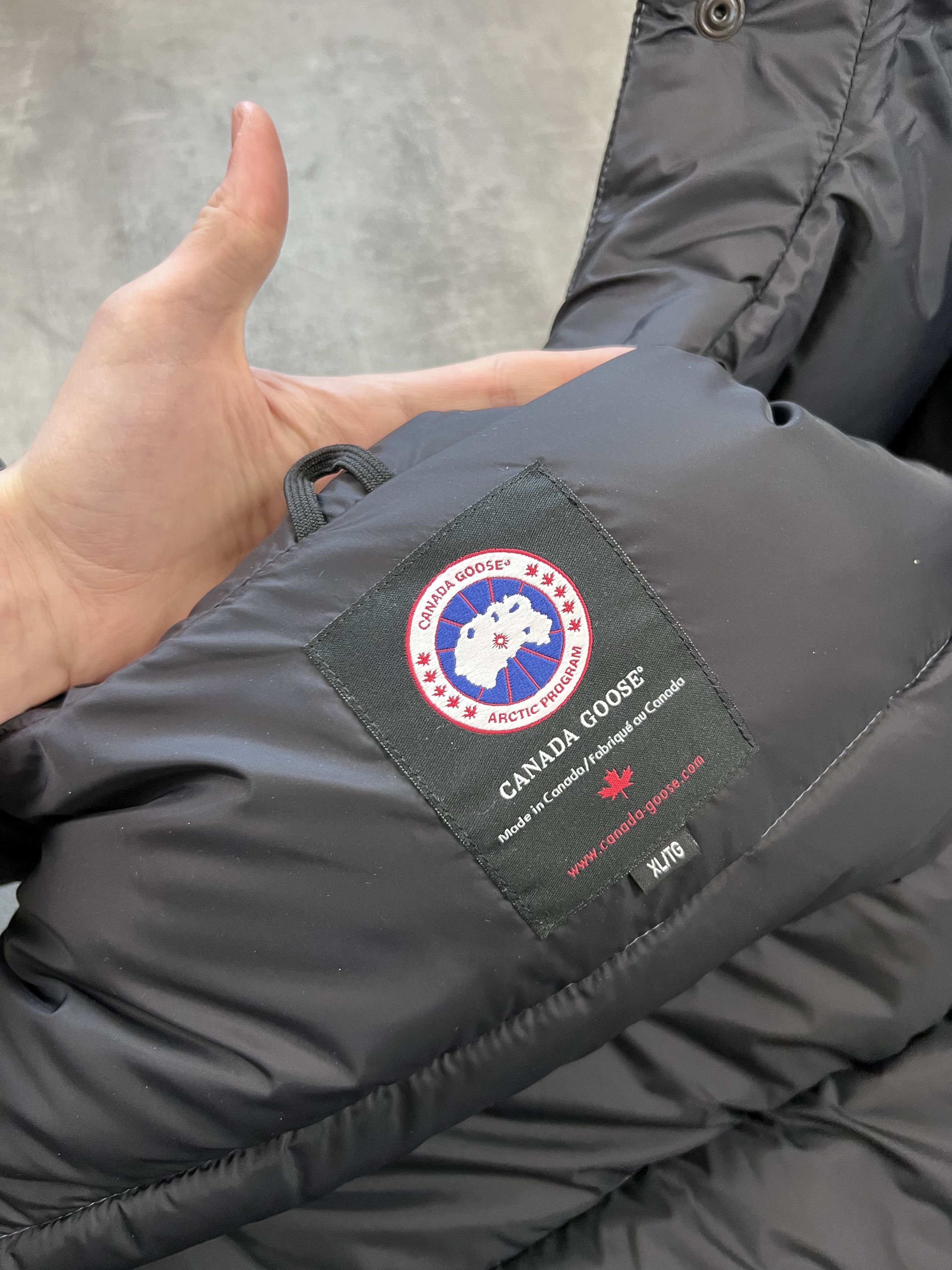 Canada Goose canada goose vest size XL Womens legit luxury Size XL / US 12-14 / IT 48-50 - 9 Thumbnail