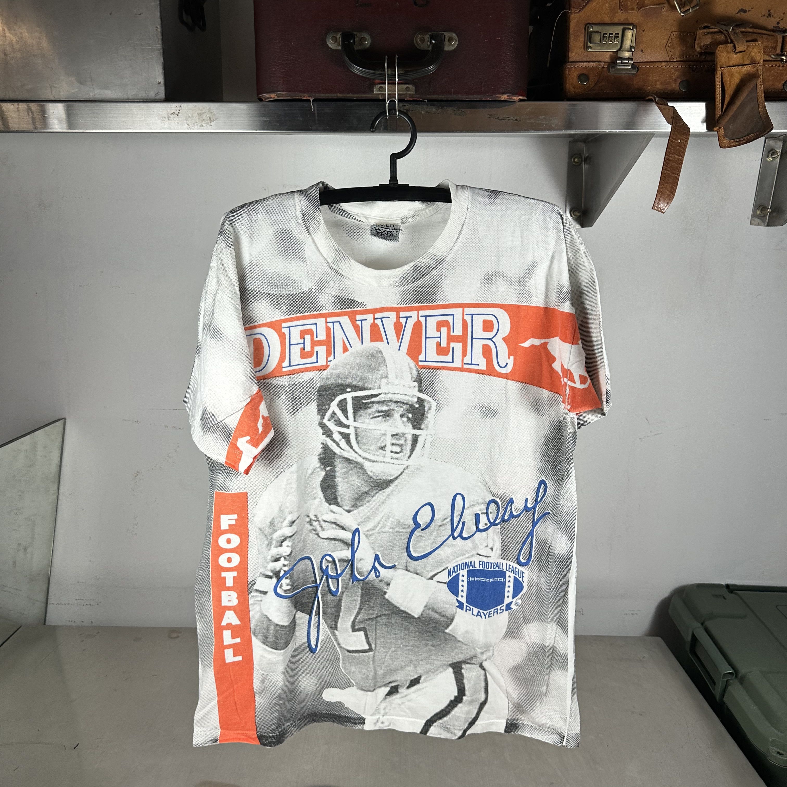 Vintage Vintage 90s Denver Broncos NFL Football All Over Print Tee Size US XL / EU 56 / 4 - 1 Thumbnail