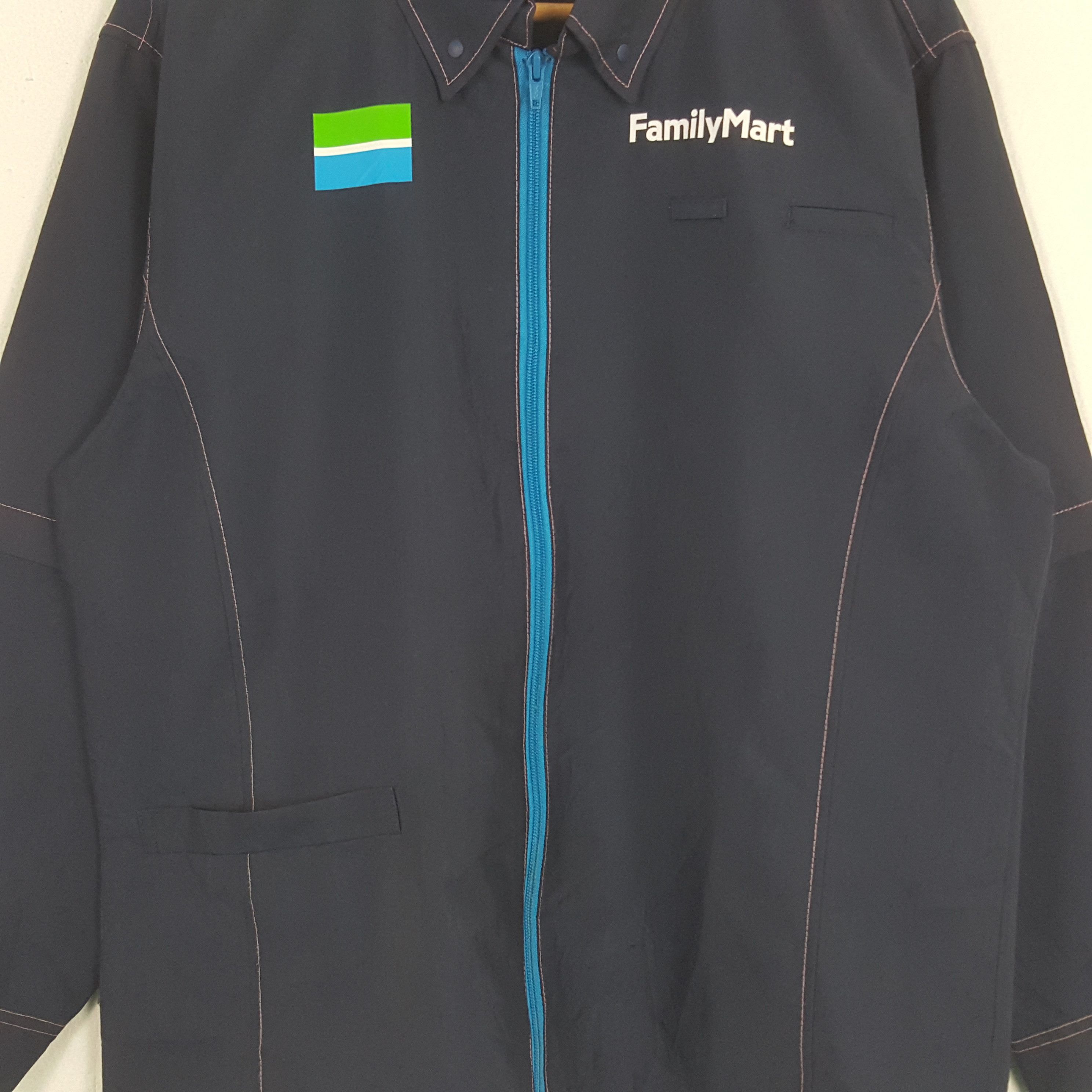 Japanese Brand × Vintage Vintage Family Mart Japanese Brand Staff Jacket Size US M / EU 48-50 / 2 - 2 Thumbnail