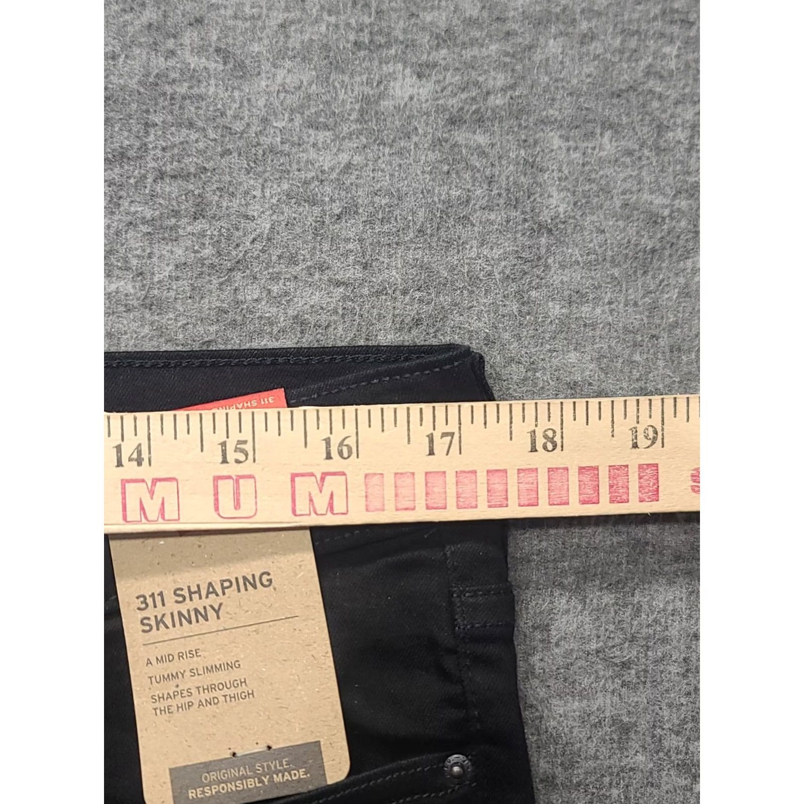 Levi's Levi's 311 Shaping Skinny Jeans Womens 33x30 Slim Mid Rise Black Stretch Denim Size 24" / US 00 / IT 34 - 4 Thumbnail