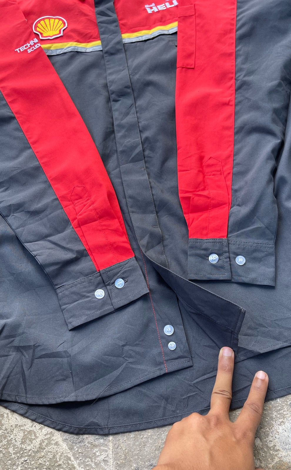 Ferrari × Sports Specialties 🔥Vintage Shell x Ferrari Workshirt Button Ups Size US L / EU 52-54 / 3 - 9 Thumbnail