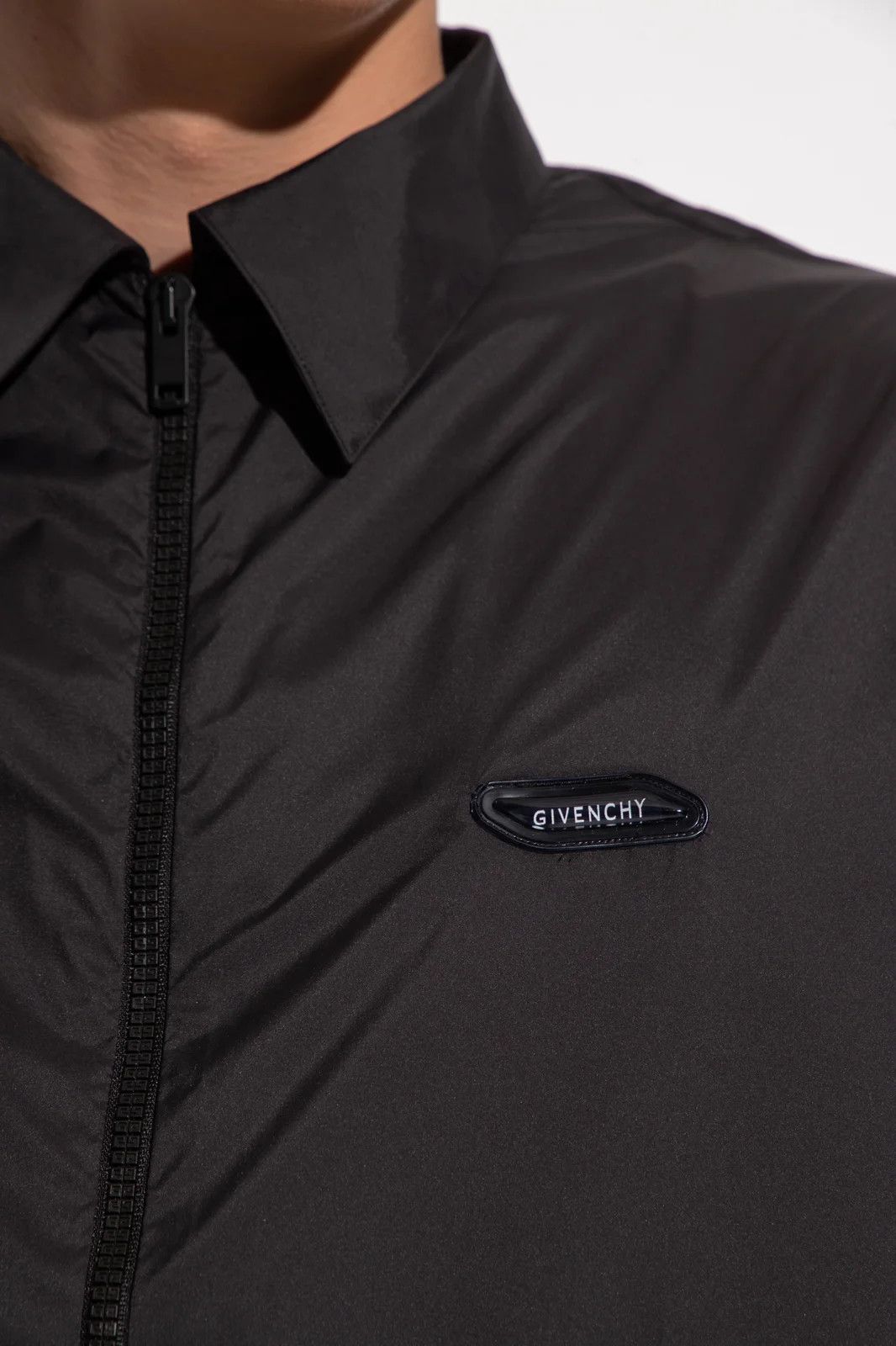 Givenchy o1srvl11e1124 Shirt in Black Size US XS / EU 42 / 0 - 5 Thumbnail
