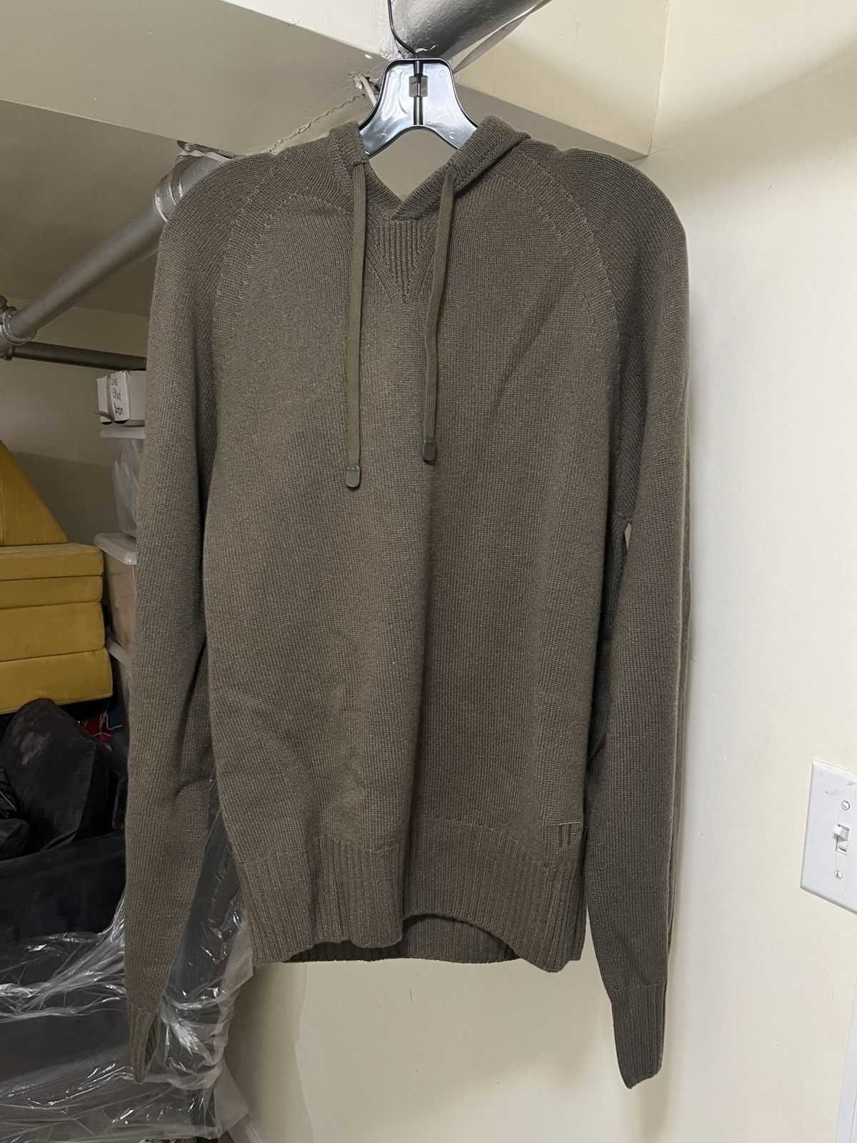 Tom Ford Tom Ford Seamless Cashmere Pullover Hoodie Sz 52 Size US L / EU 52-54 / 3 - 1 Thumbnail