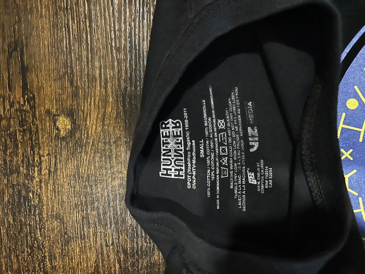 Other Thrifted Hunter X Hunter Graphic Anime Tee Size US S / EU 44-46 / 1 - 3 Thumbnail