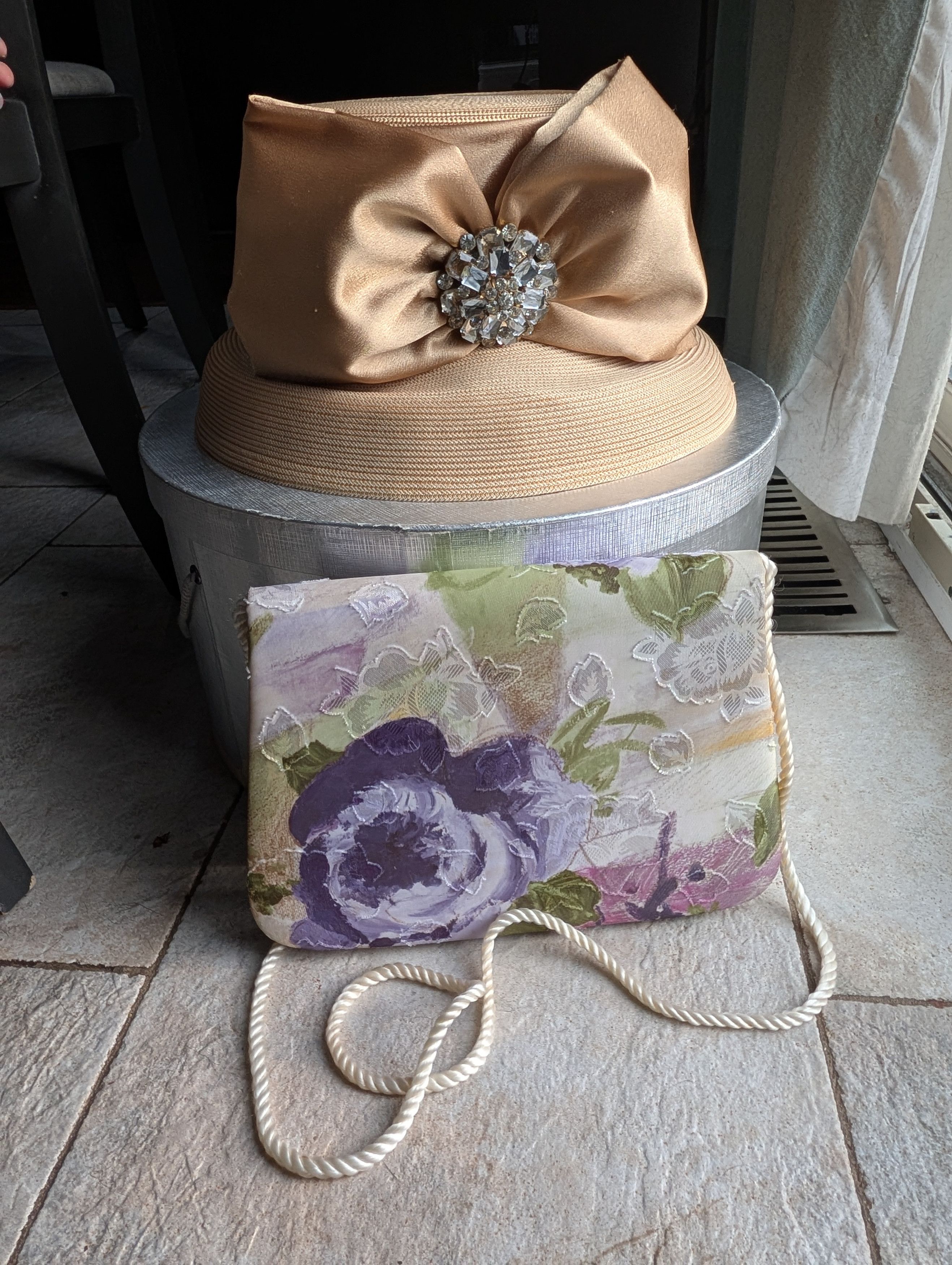 Other Whittall & Shon Gold Straw Hat Purse Set NWT Kentucky Derby Size ONE SIZE - 1 Thumbnail