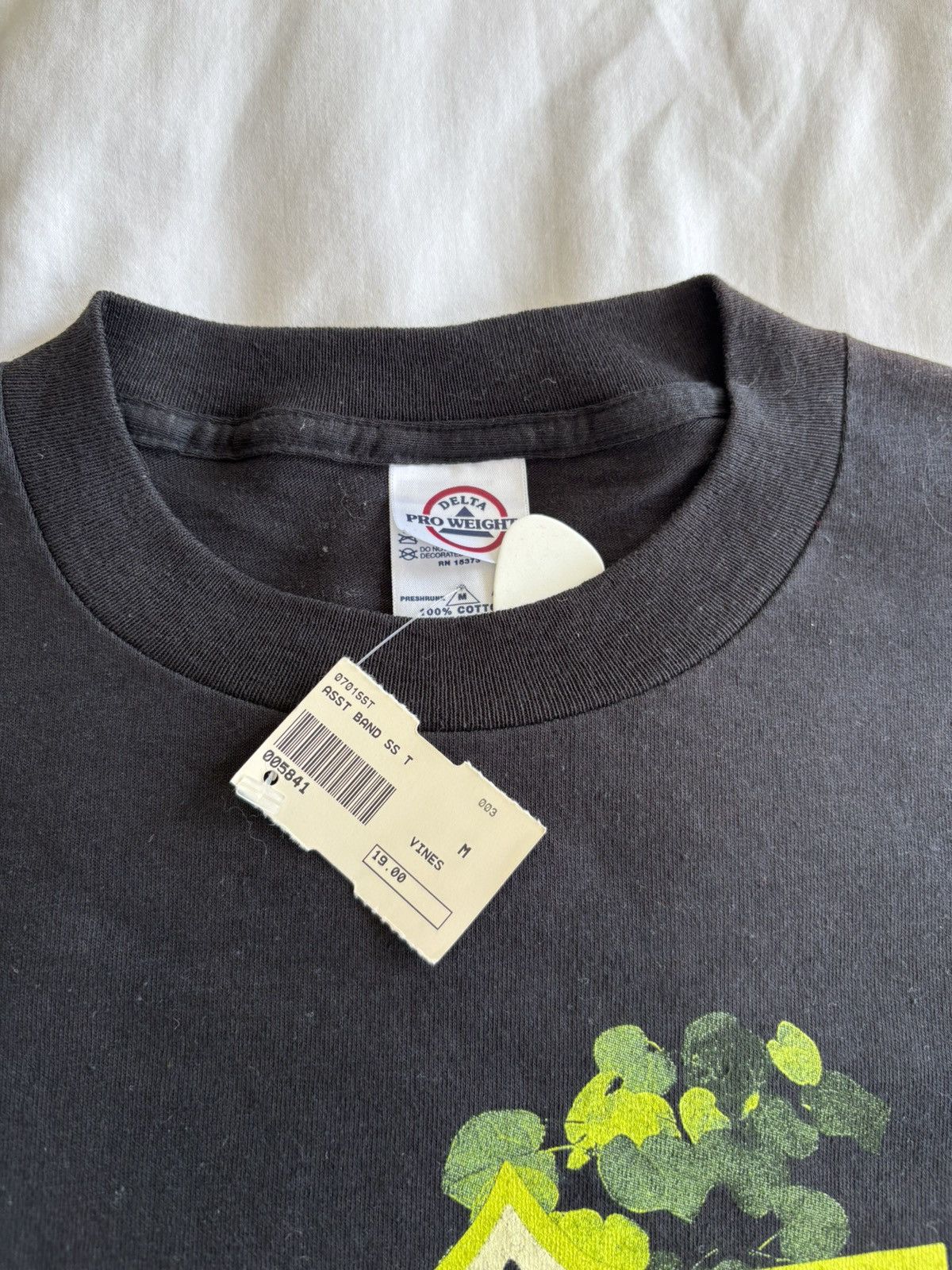 Vintage The Vines 2002 Band Concert T Shirt Vintage T Shirt Size US M / EU 48-50 / 2 - 6 Thumbnail