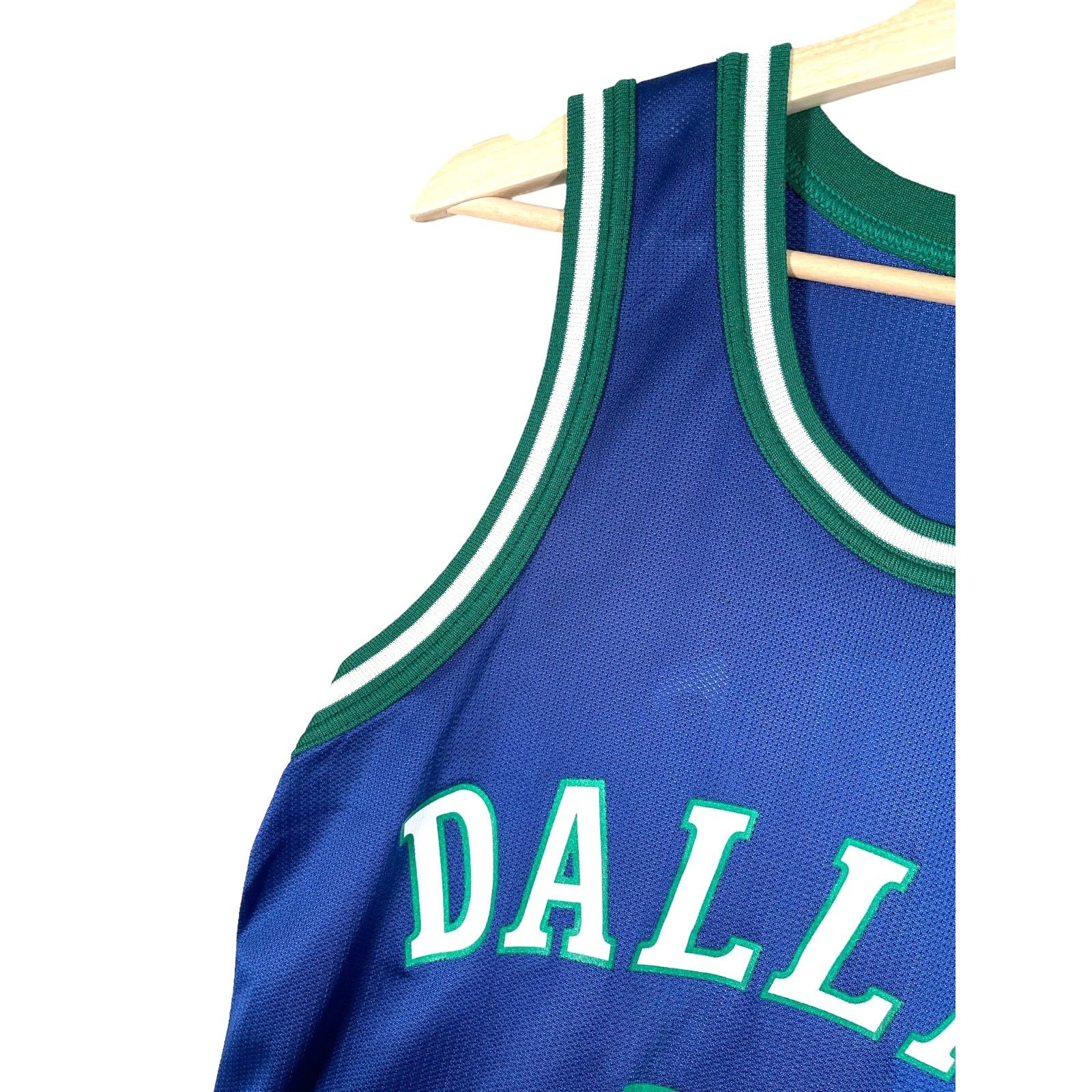 Champion × NBA × Vintage Vintage 1990's Dallas Mavericks Jason Kidd Champion Jersey Size US M / EU 48-50 / 2 - 5 Thumbnail