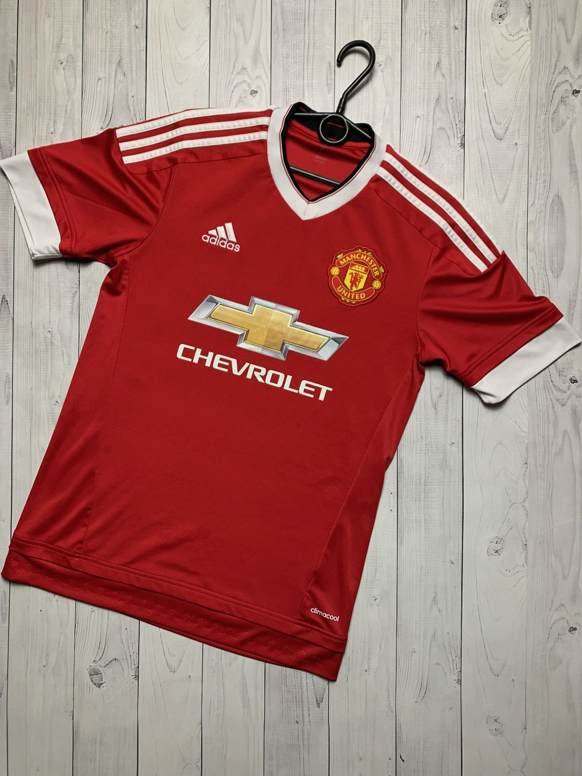 Adidas × Vintage Vintage adidas Manchester United soccer jersey size S Size US S / EU 44-46 / 1 - 1 Thumbnail
