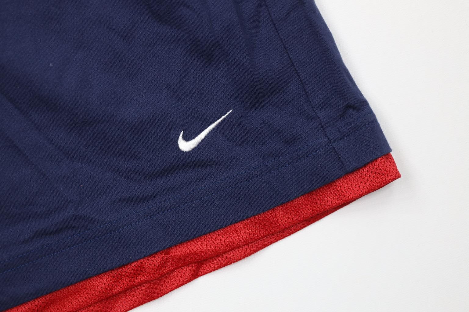 Nike Vintage 90s Y2K Nike NBA Pistons Basketball Shorts Blue Size US 30 / EU 46 - 5 Thumbnail