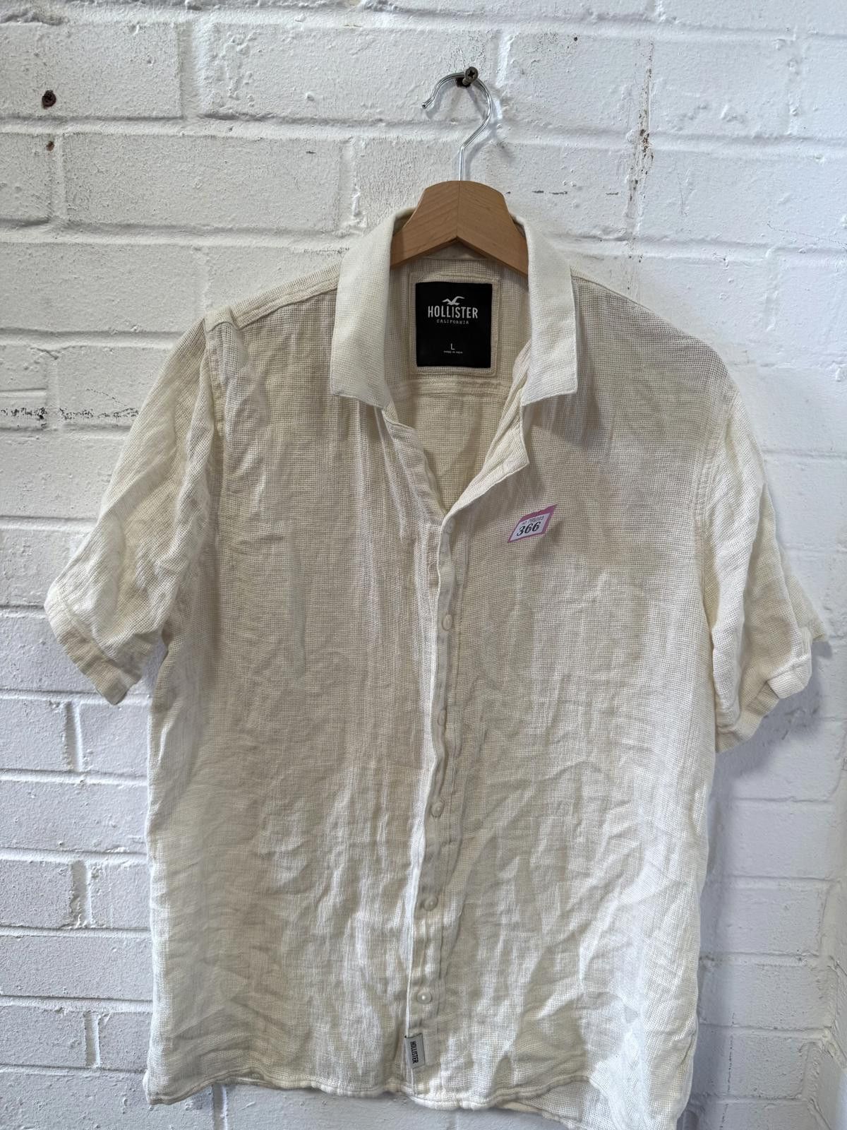 Hollister Hollister Casual Short Sleeve Shirt Size US L / EU 52-54 / 3 - 1 Thumbnail
