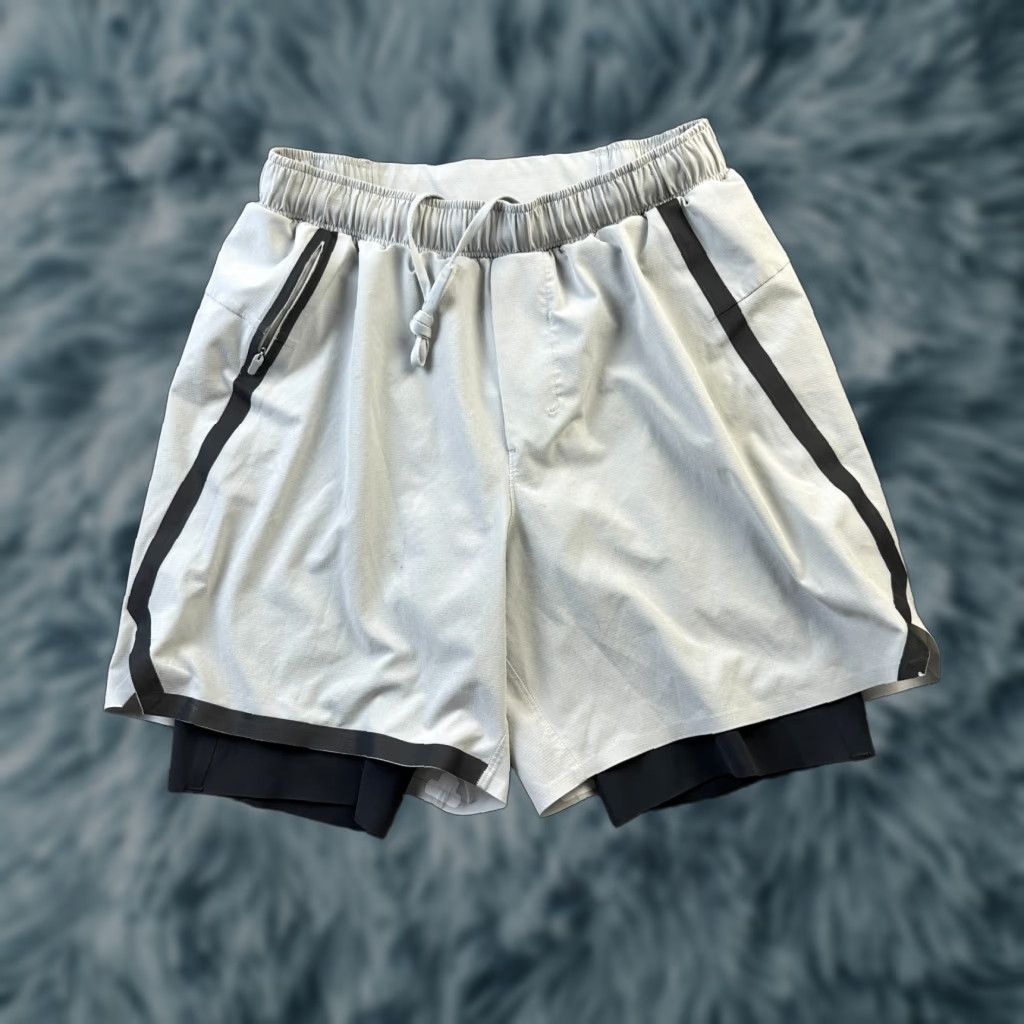Lululemon Lululemon Shorts Mens Small Gray Surge Lined 6" Running Size US 26 / EU 42 - 1 Thumbnail
