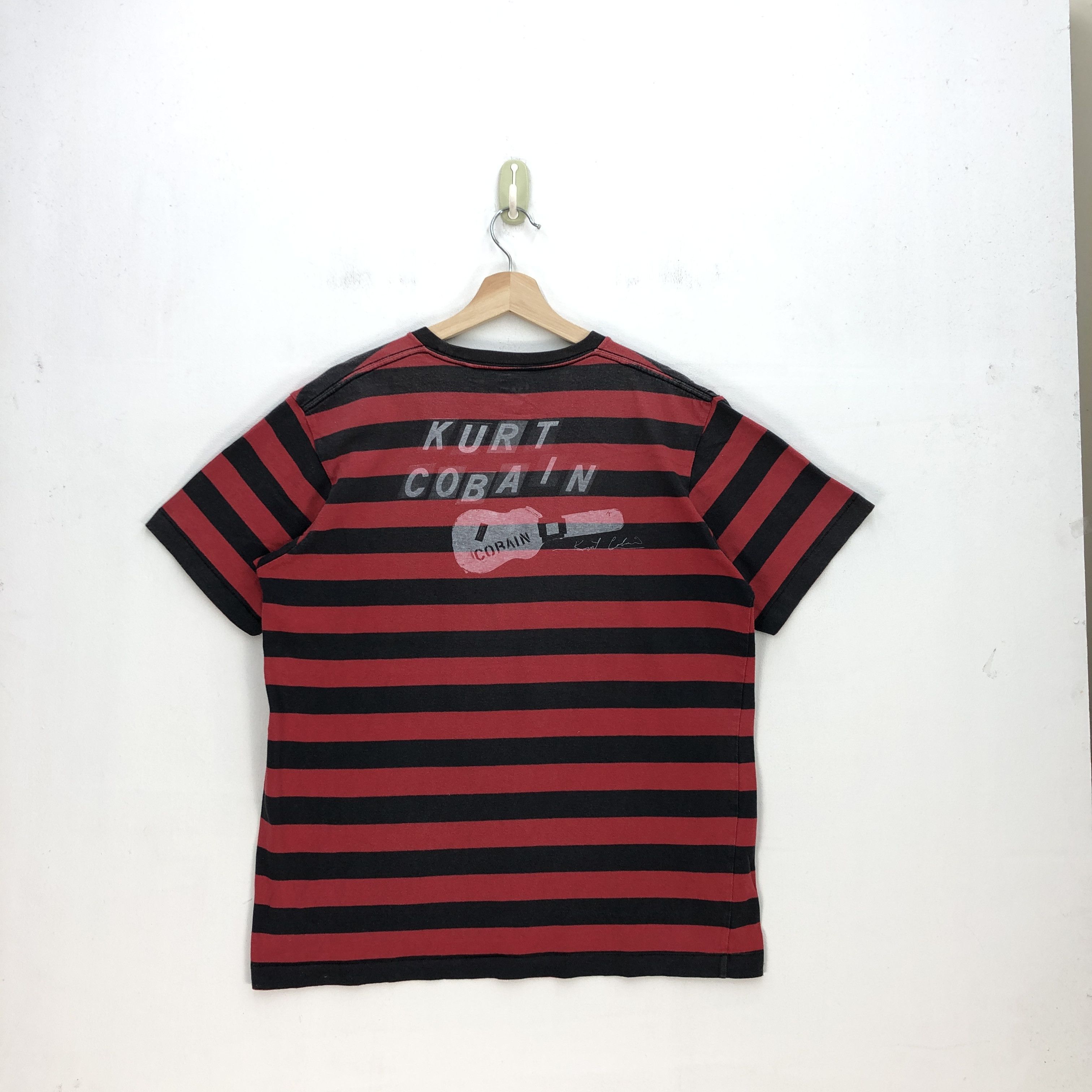 Band Tees × Uniqlo Vintage Y2K Nirvana T Shirt Grunge Kurt Cobain Band Tees Size US L / EU 52-54 / 3 - 1 Thumbnail