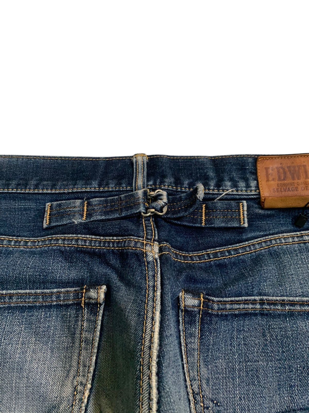 VINTAGE EDWIN 505Z SELVEDGE BUCKLE BACK DISTRESSED DENIM