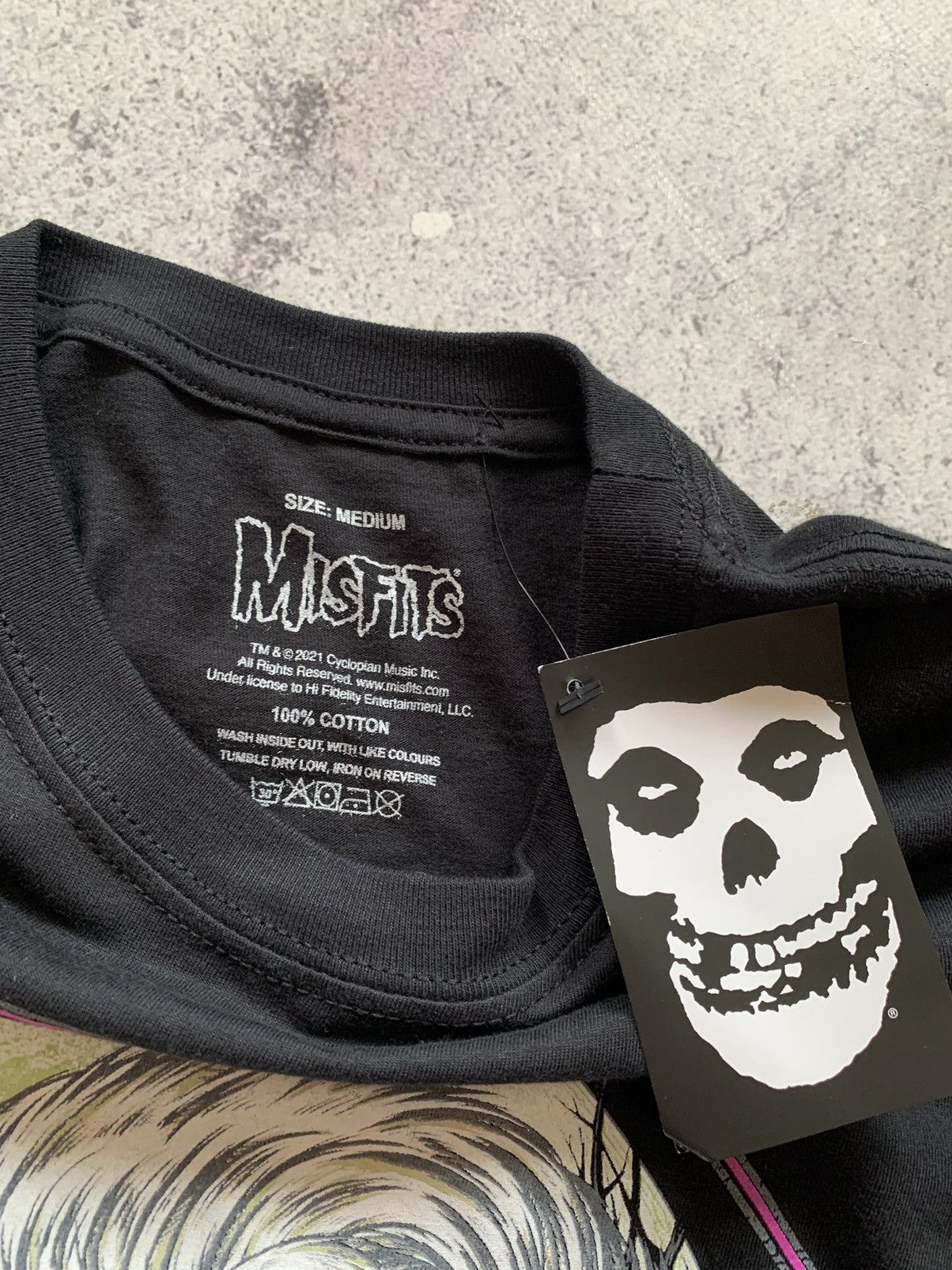 Band Tees × Misfits NWT Misfits Zombie Girl Logo Black T Shirt Big Logo Y2K Size US M / EU 48-50 / 2 - 3 Thumbnail