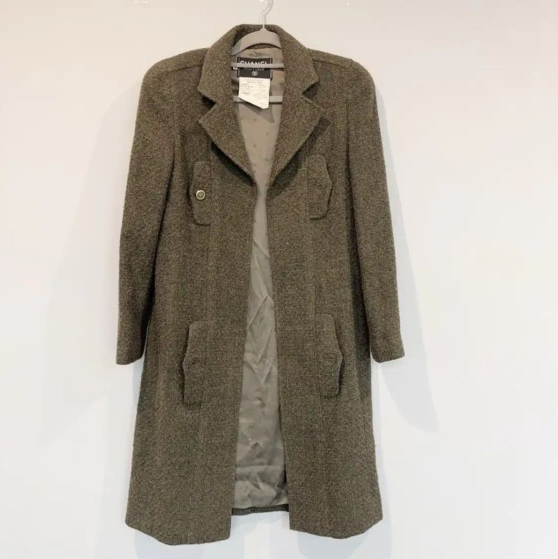 Chanel Chanel Winter Long Coat in Green 0089 Size M / US 6-8 / IT 42-44 - 1 Thumbnail