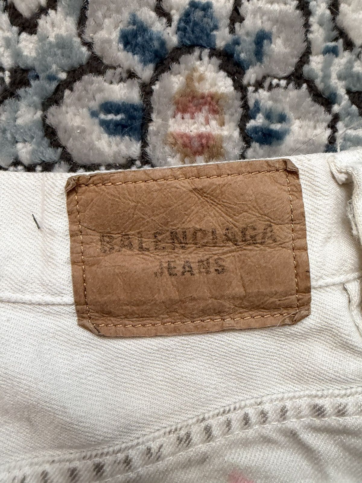 Balenciaga Balenciaga White Baggy Denim Size US 36 / EU 52 - 20 Thumbnail