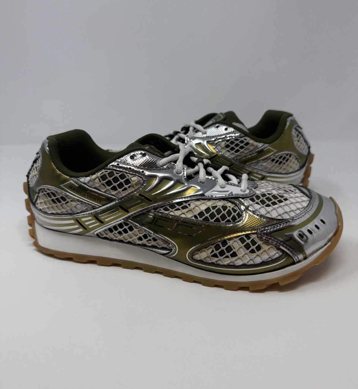 Bottega Veneta Bottega Veneta Orbit Sneaker Mud/White Size US 11 / EU 44 - 1 Thumbnail
