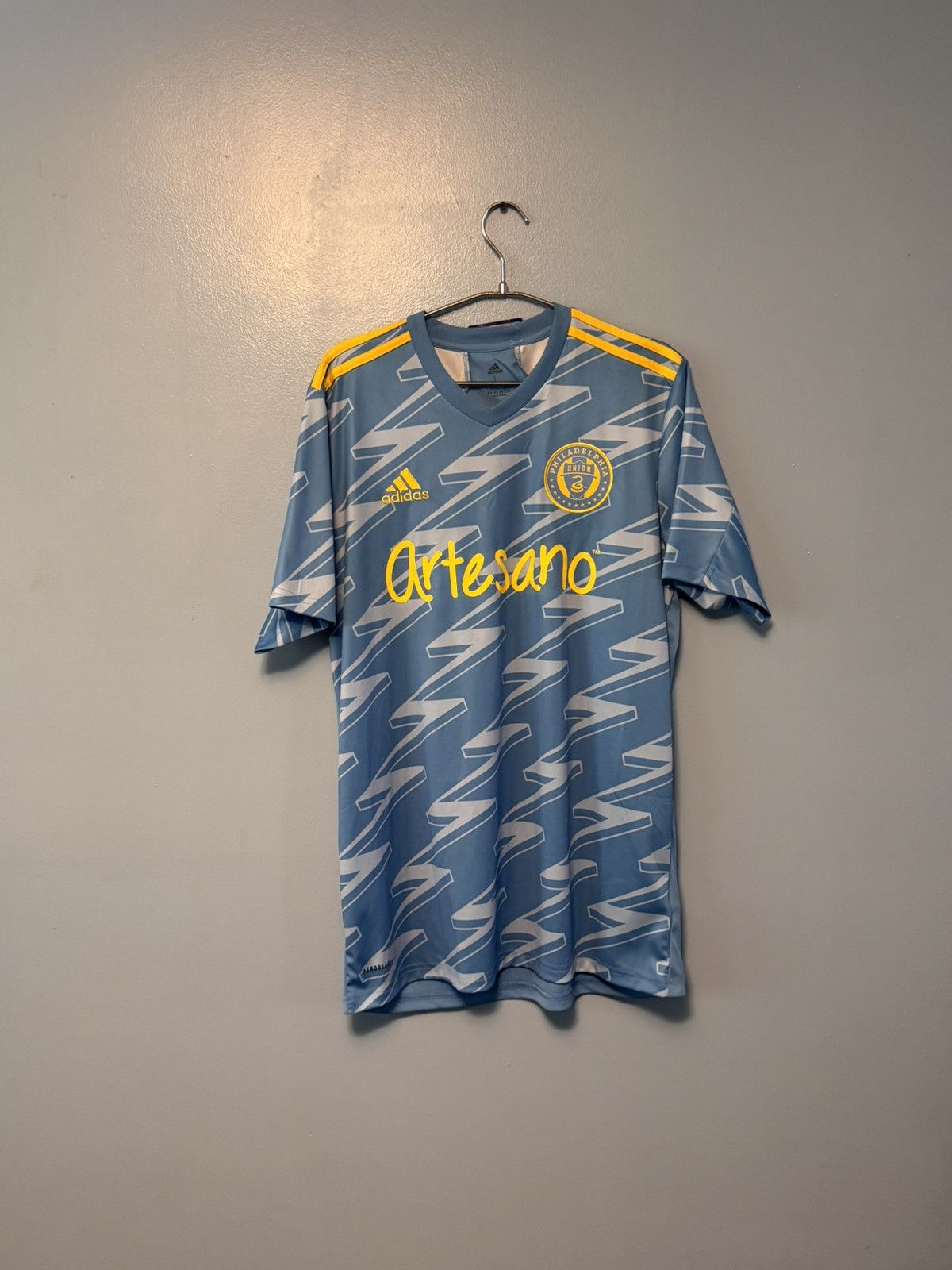 Adidas Philadelphia Union 2021-22 away Kit Size US L / EU 52-54 / 3 - 1 Thumbnail