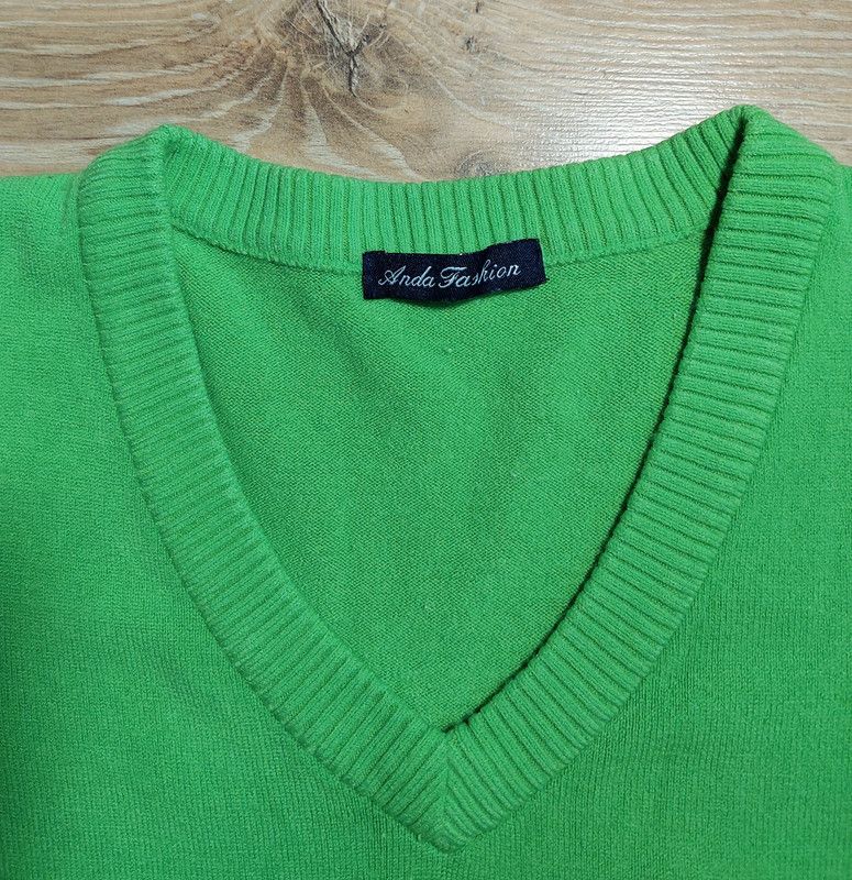 Other 80% cashmere sweater jumper v-neck green vintage comfortable Size XS / US 0-2 / IT 36-38 - 3 Thumbnail