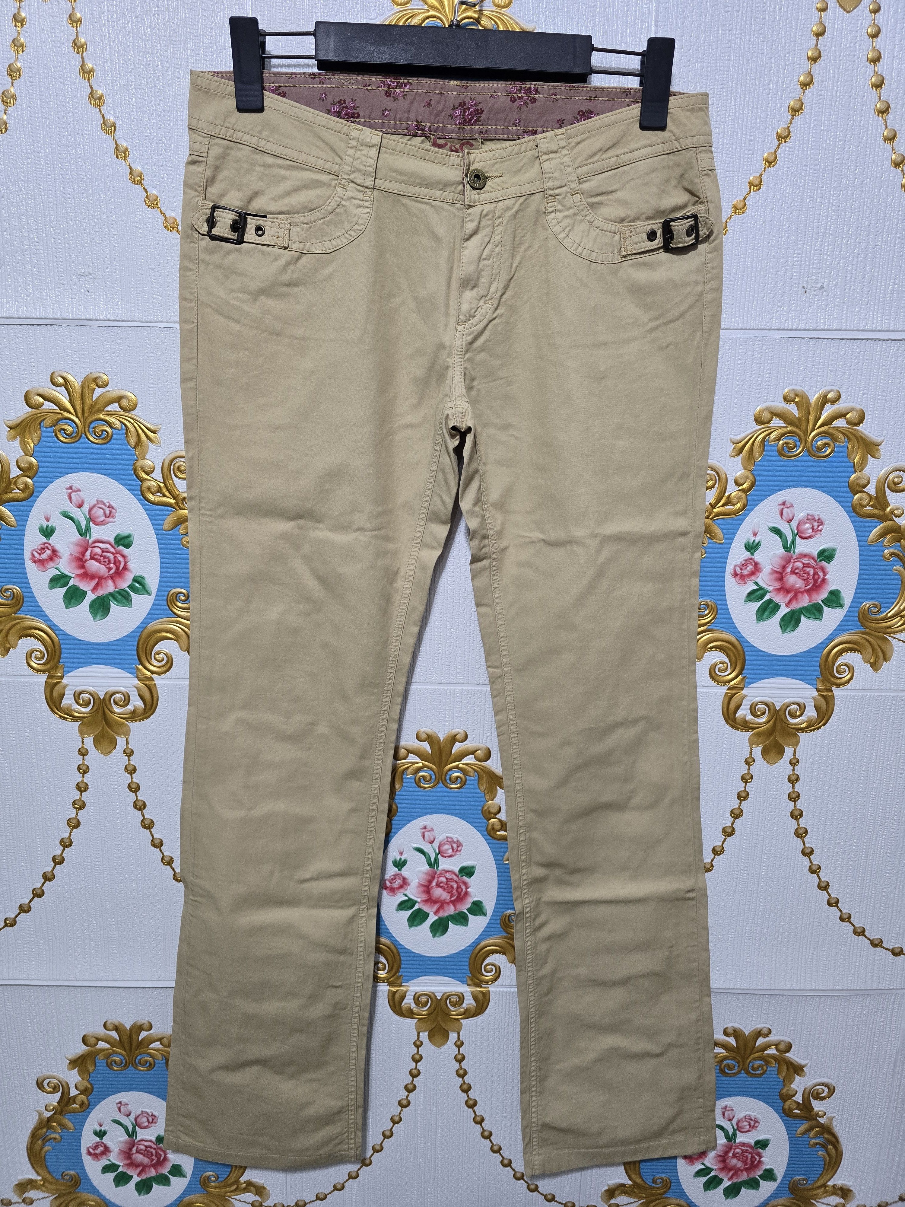 Dolce & Gabbana Vintage DOLCE & GABBANA Devotees Women’s W30 LIKE NEW Size 30" / US 8 / IT 44 - 1 Thumbnail