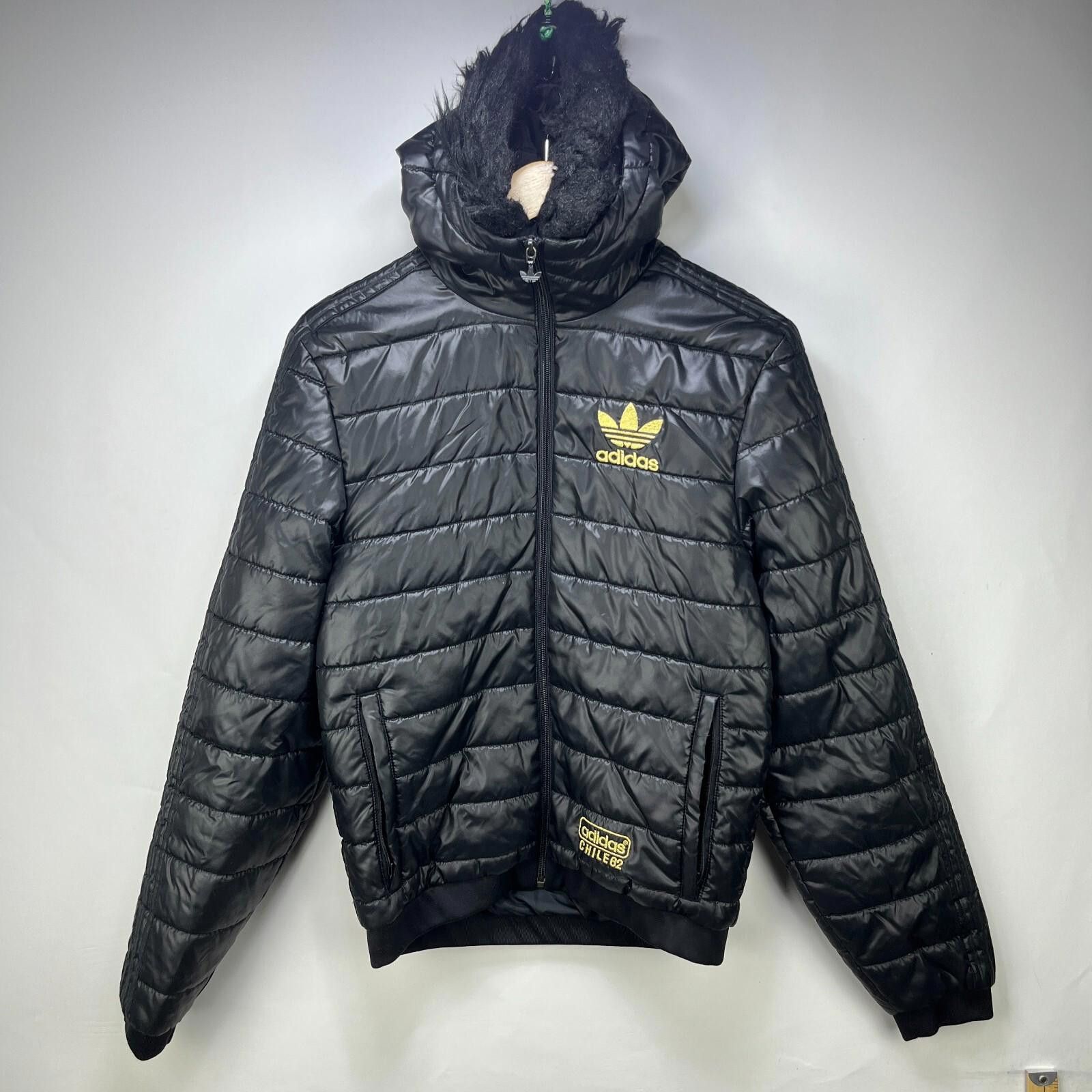 Adidas Vintage Adidas Y2K Chile 62 Puffer Jacket Small Size US S / EU 44-46 / 1 - 1 Thumbnail
