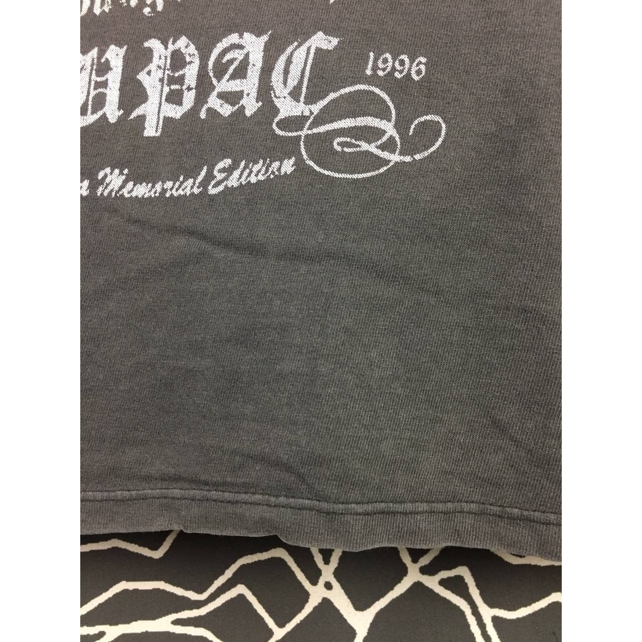 Band Tees Vtg Tupac Shakur The King Of Gangsta Rap Hip Hop Rap Tees Size US XXL / EU 58 / 5 - 14 Thumbnail