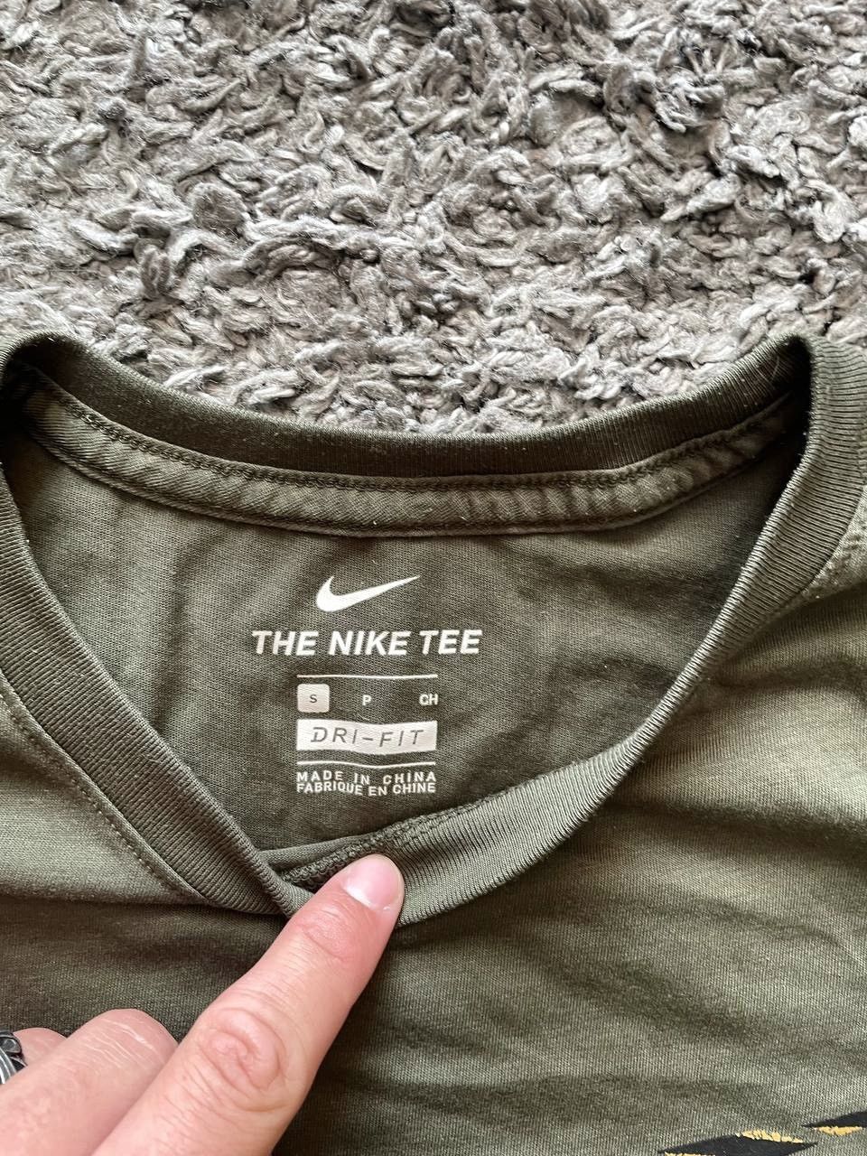 Nike × Vintage 00s Nike T-Shirt Streetwear Vintage Big Logo Swoosh Rare Size US S / EU 44-46 / 1 - 8 Thumbnail