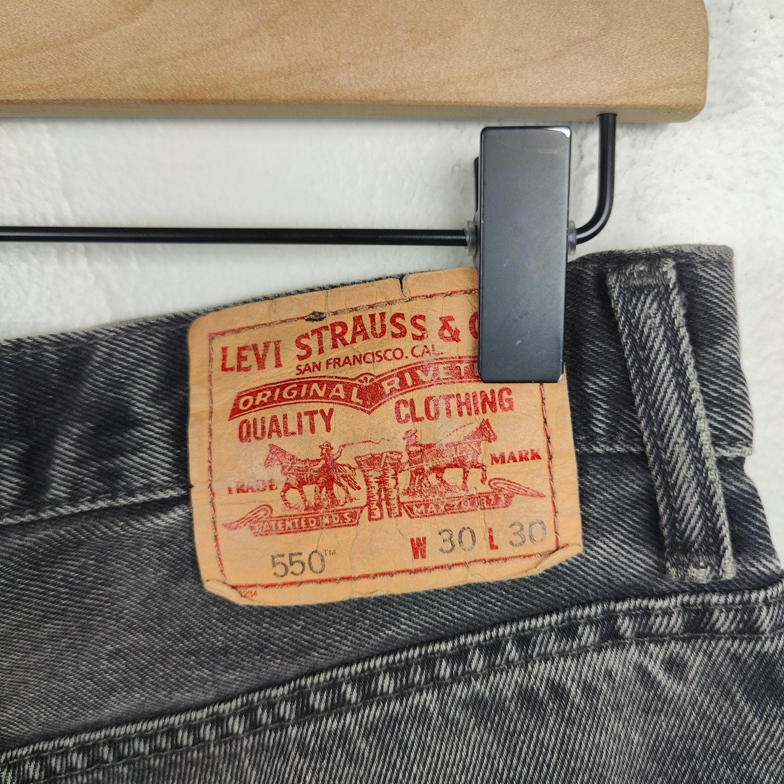 Levi's Vintage Levi's 550 Jeans Mens 30x30 Relaxed Fit Y2K Charcoal Size US 30 / EU 46 - 6 Thumbnail
