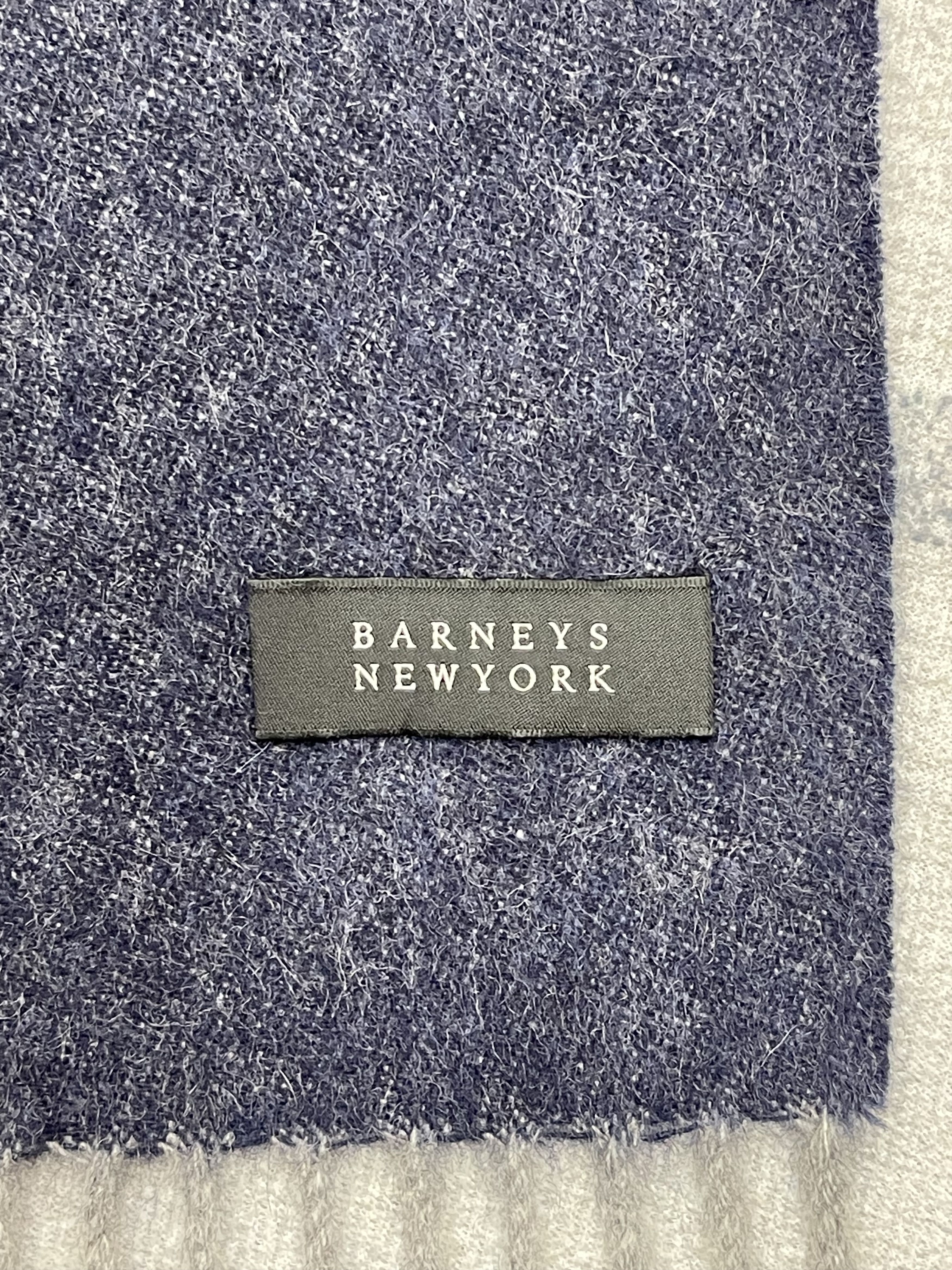 Barneys New York Barneys NewYork Cashmere Scarf / Muffler - 6241 Size ONE SIZE - 5 Thumbnail