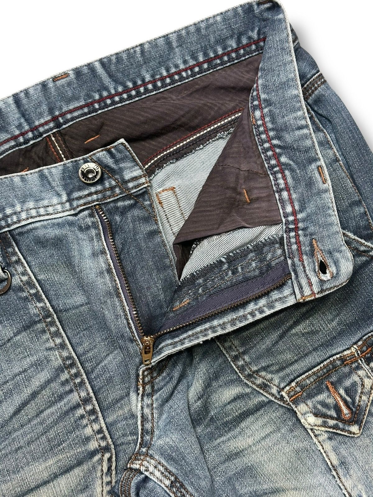 Nicole Club Hideaways Nicole Club Distressed BOOTCUT Multipocket Cargo Size US 32 / EU 48 - 12 Thumbnail