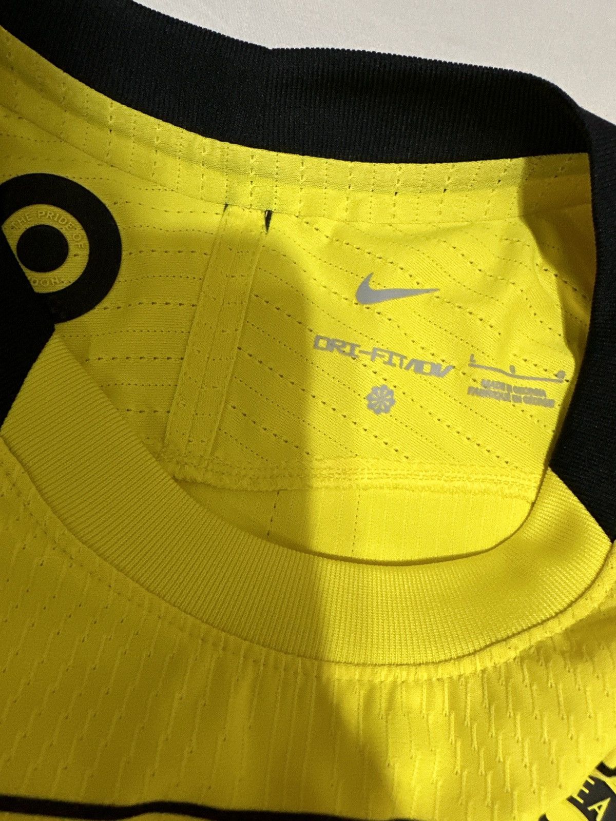 Nike Nike chelsea yellow away jersey Size US L / EU 52-54 / 3 - 4 Thumbnail