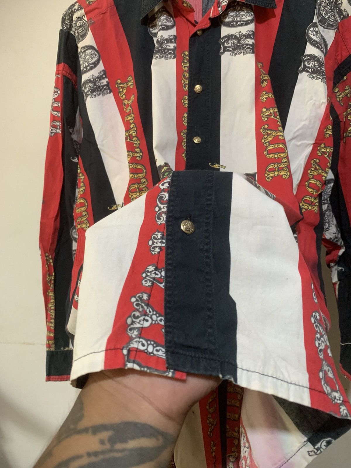 Versace VINTAGE GIANNI VERSACE AOP SHIRT Size US M / EU 48-50 / 2 - 4 Thumbnail