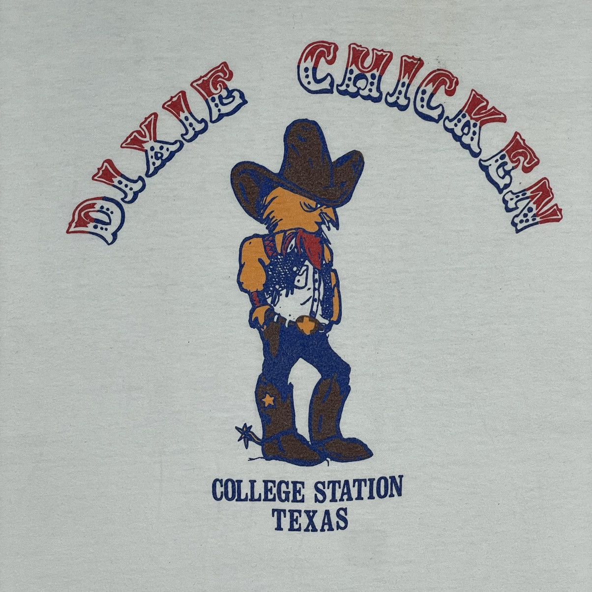 Hanes VTG 90s Dixie Chicken College Station Texas Tee Size US L / EU 52-54 / 3 - 7 Thumbnail