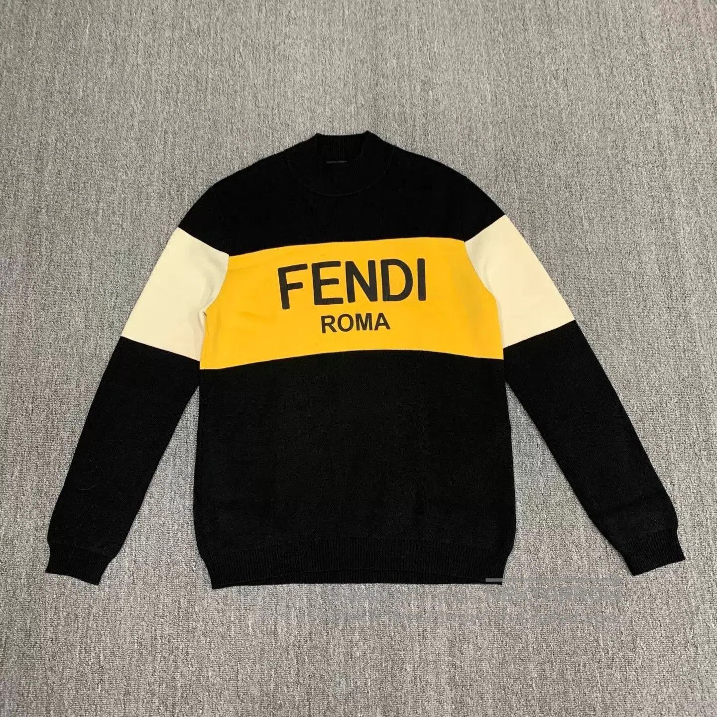 Fendi Multi Color Block Long Sleeve Sweater L. Size US L / EU 52-54 / 3 - 1 Thumbnail