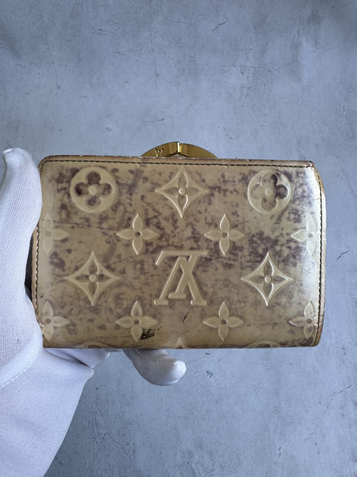 Louis Vuitton Louis Vuitton Vernis Monogram Wallet Size ONE SIZE - 21 Thumbnail