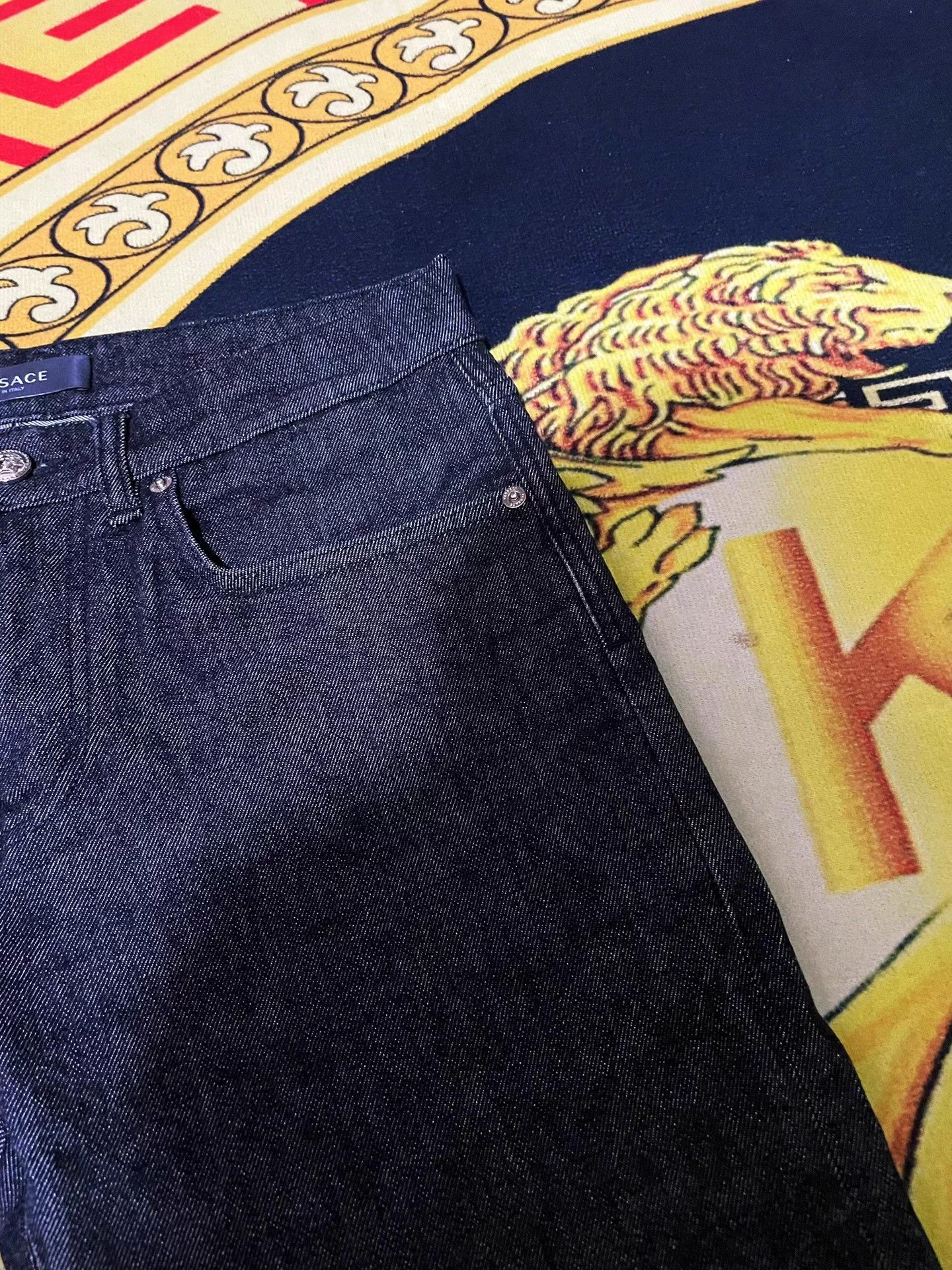 Versace Versace Main Line Limited Poster Loop Series 31 Jeans Size US 31 - 5 Thumbnail