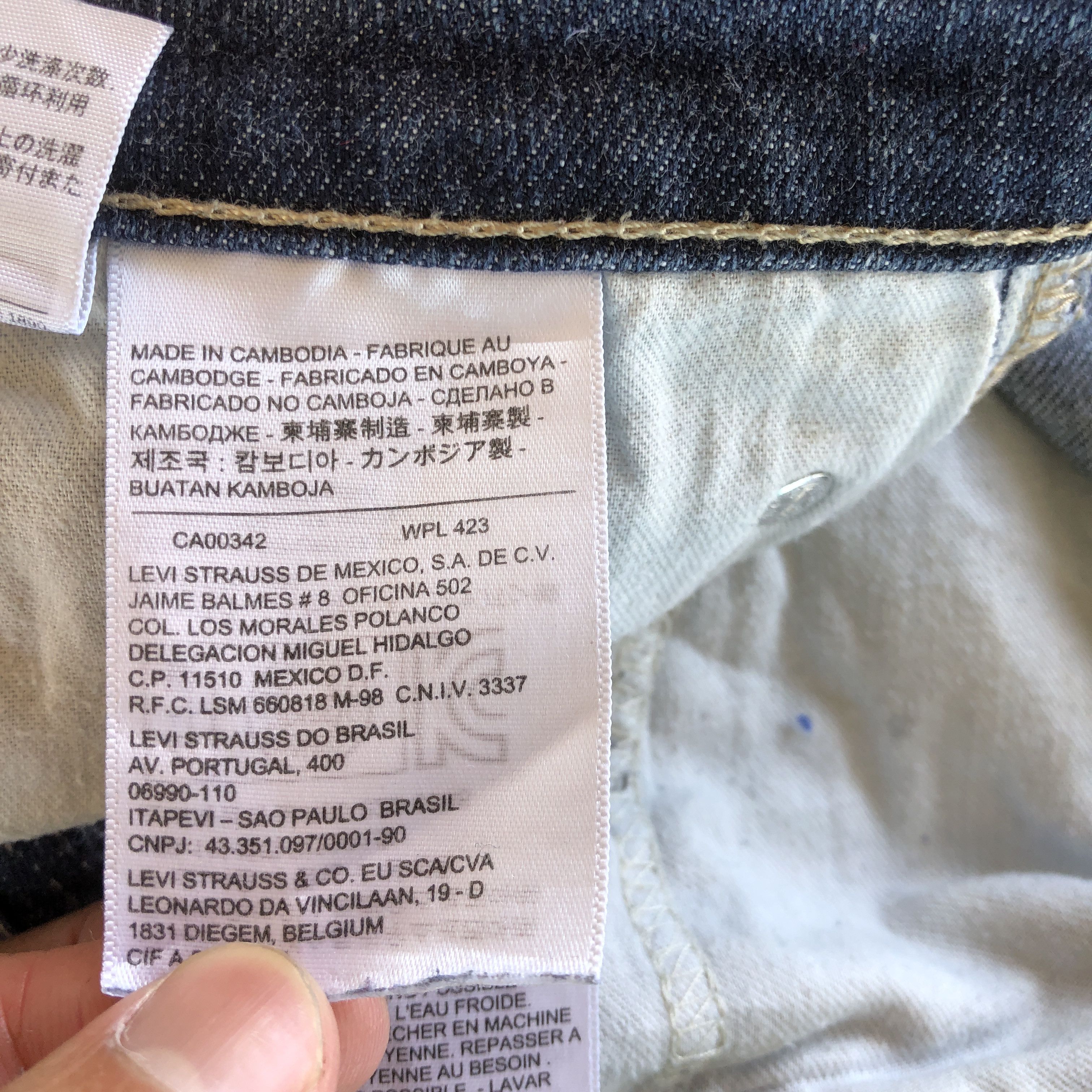 Levi's Vintage Levis 511 Distressed Jeans Levi's Slim Tapered Denim Size US 36 / EU 52 - 10 Thumbnail