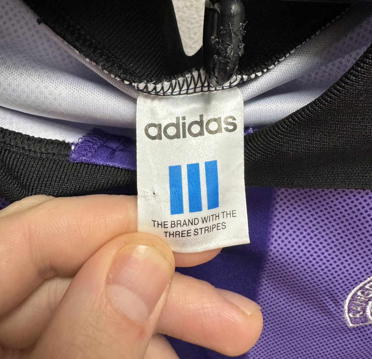 Adidas Adidas Glasgow Rangers vintage soccer jersey L sz striped Size US L / EU 52-54 / 3 - 8 Thumbnail