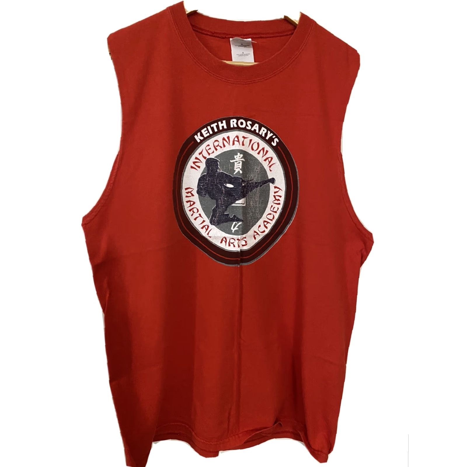 Gildan VINTAGE Rosary’s International Martial Arts Academy Red Shirt L Mens Size US L / EU 52-54 / 3 - 2 Thumbnail