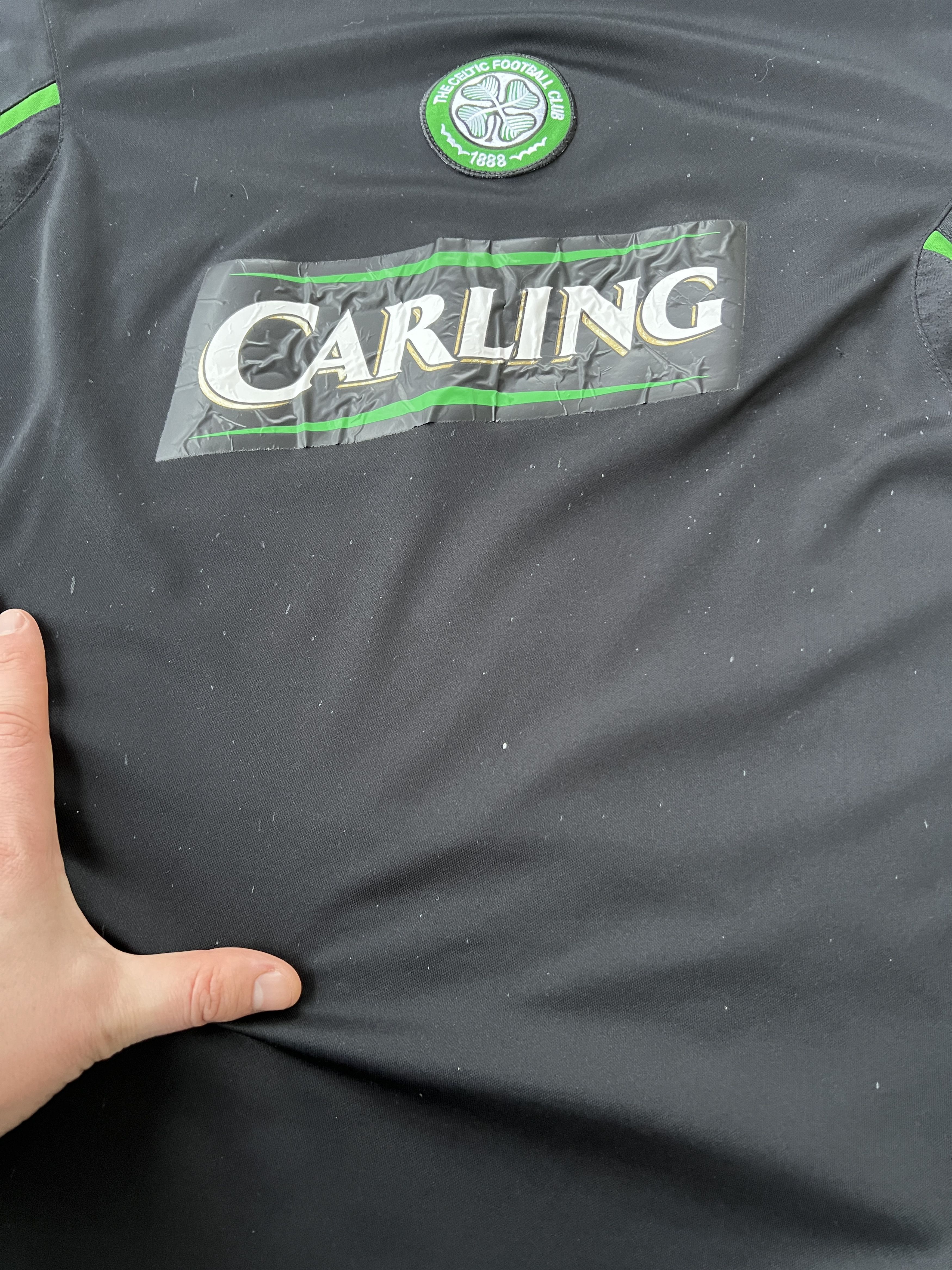 Nike Vintage Nike Celtic Football Club Carling Jersey Size US XXL / EU 58 / 5 - 2 Thumbnail