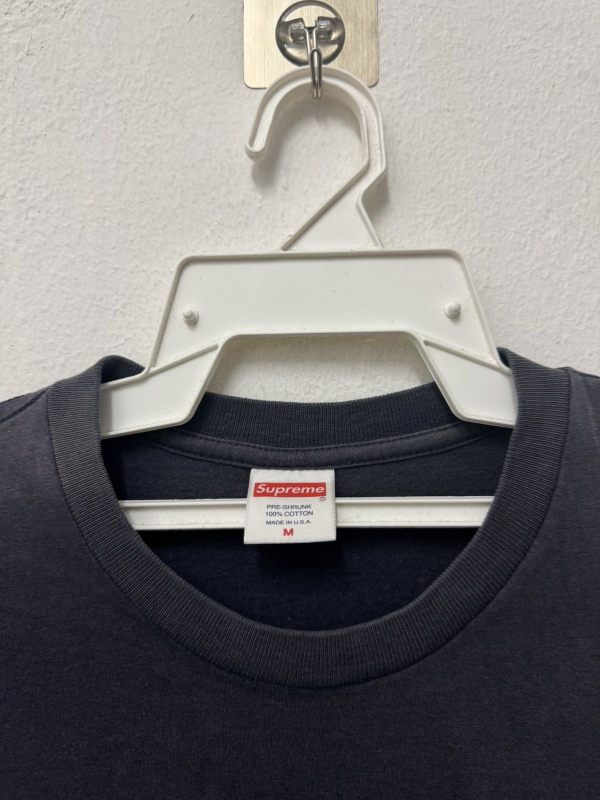 Supreme Supreme Necklace Diamonds Lips Box T shirt Size US M / EU 48-50 / 2 - 4 Thumbnail