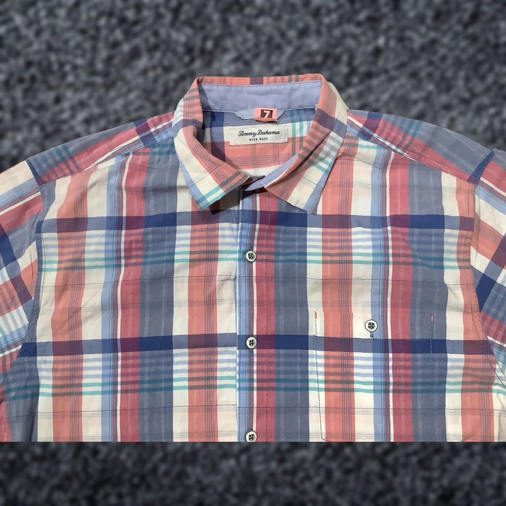 Tommy Bahama Tommy Bahama Nova Wave Shirt Large Pink Blue Short Sleeve Button Up Size US L / EU 52-54 / 3 - 1 Thumbnail