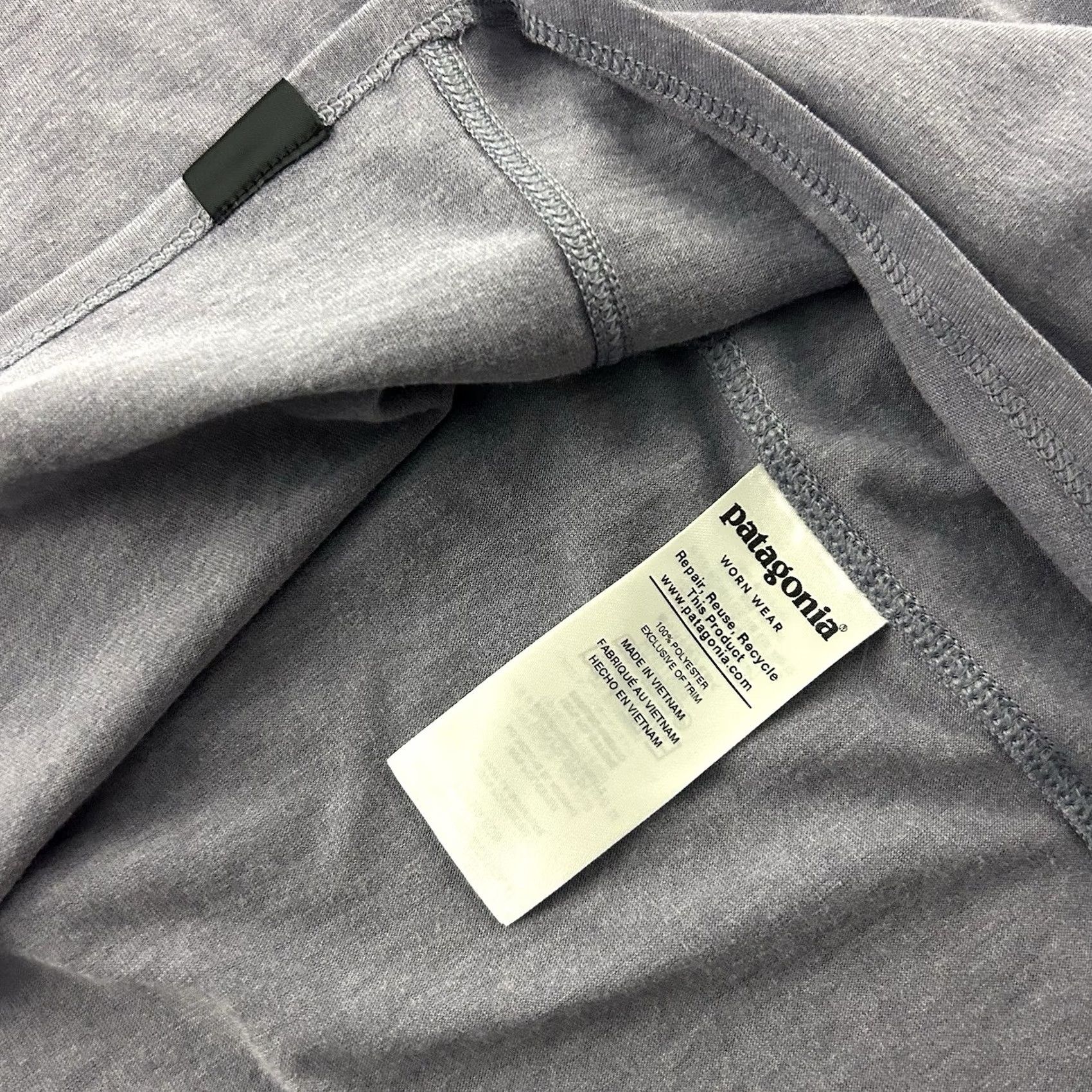 Patagonia Patagonia Women's L Purple Gray 3/4 Sleeve V-Neck Top Casual Shirt Vintage? No (corrected) Size L / US 10 / IT 46 - 6 Thumbnail